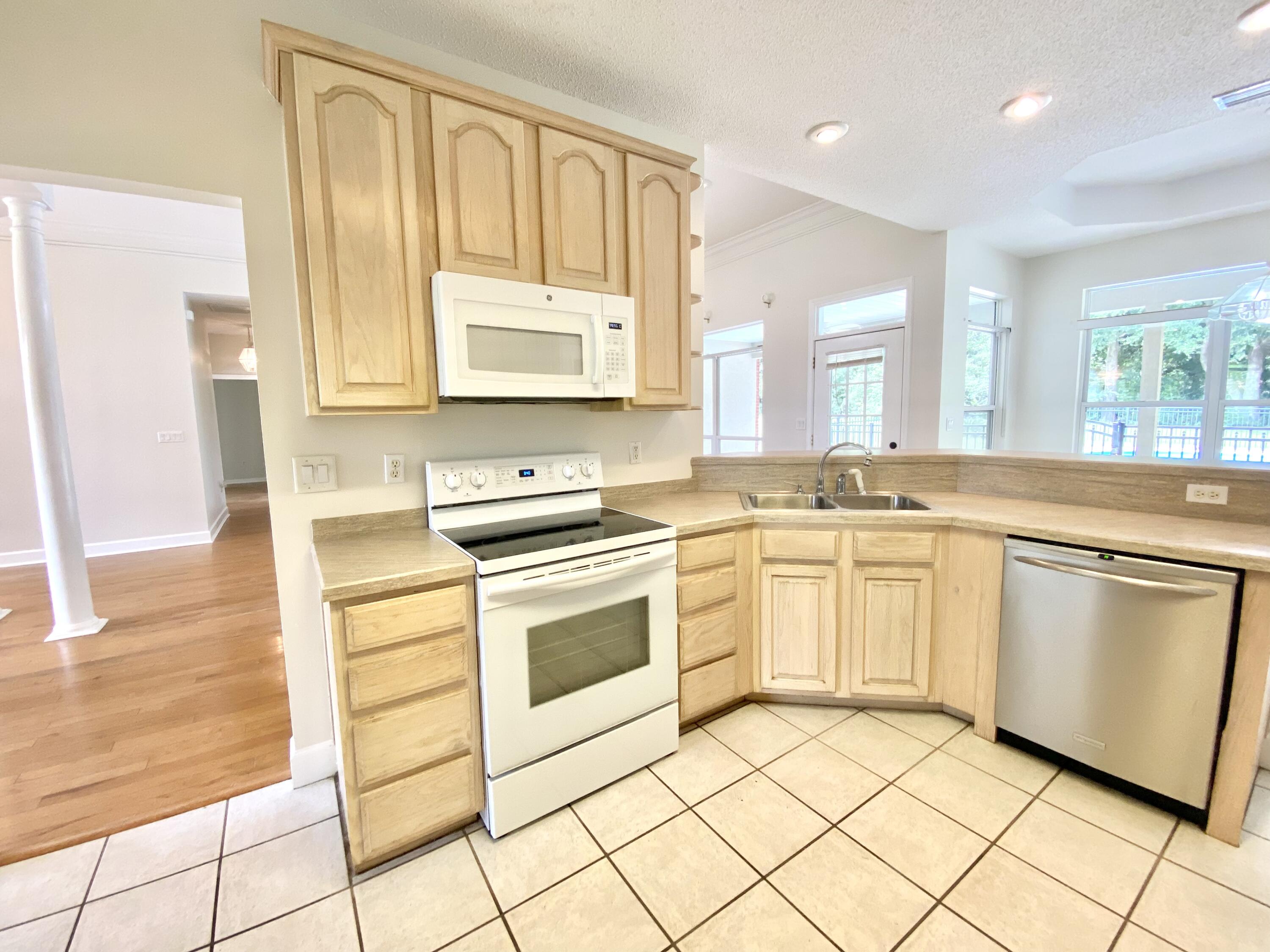 GRANDVIEW HEIGHTS - Residential