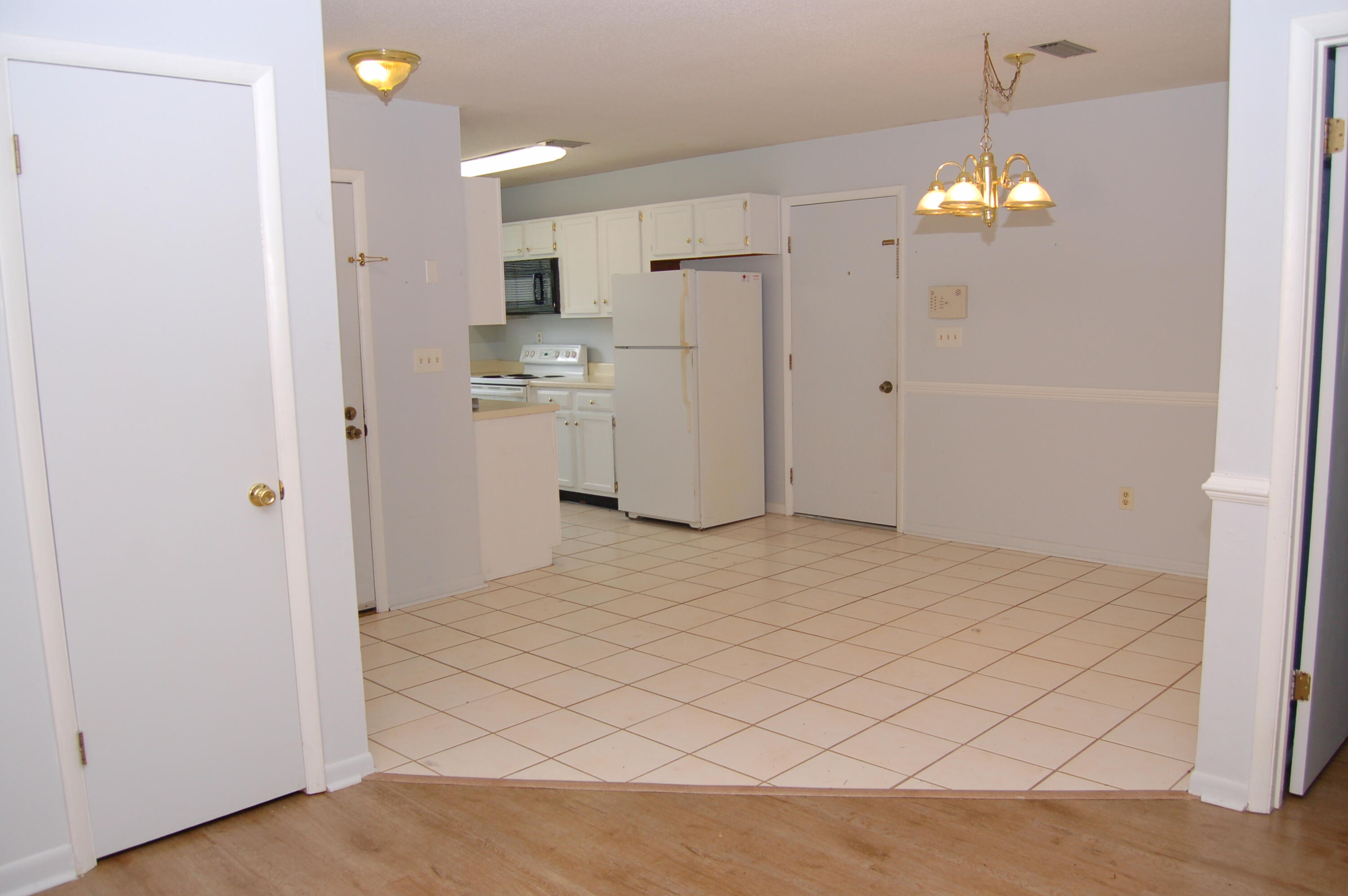 PINE MEADOWS - Residential