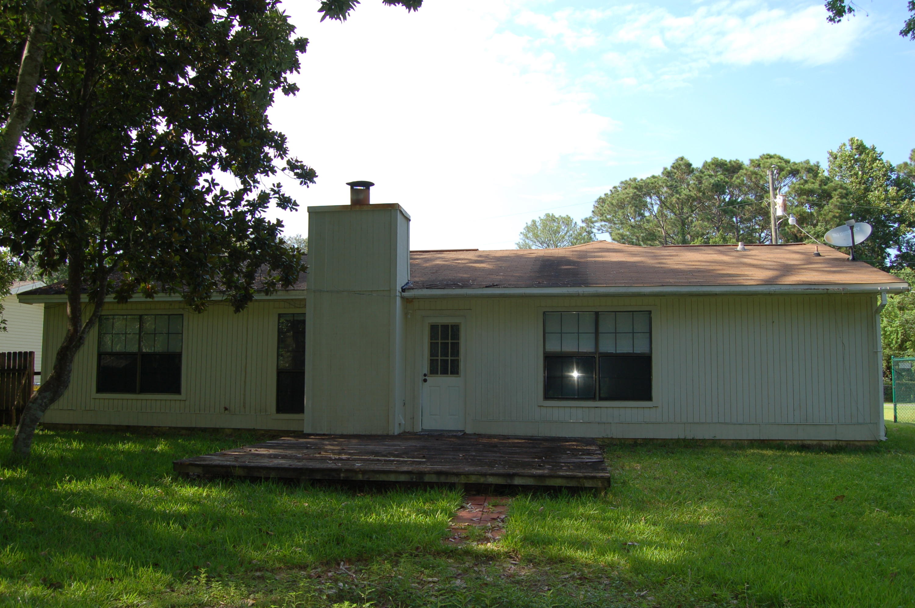 PINE MEADOWS - Residential