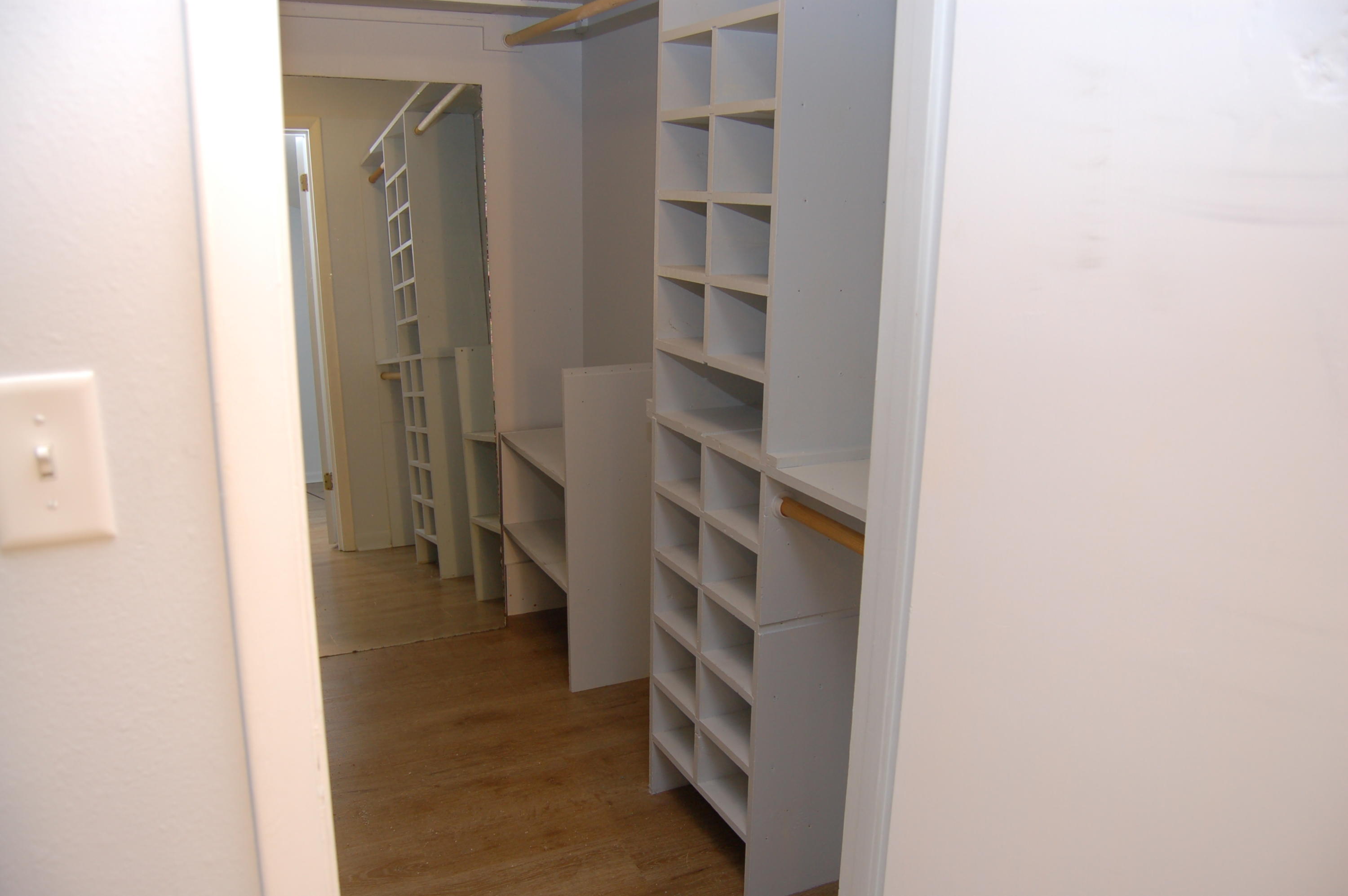 PINE MEADOWS - Residential