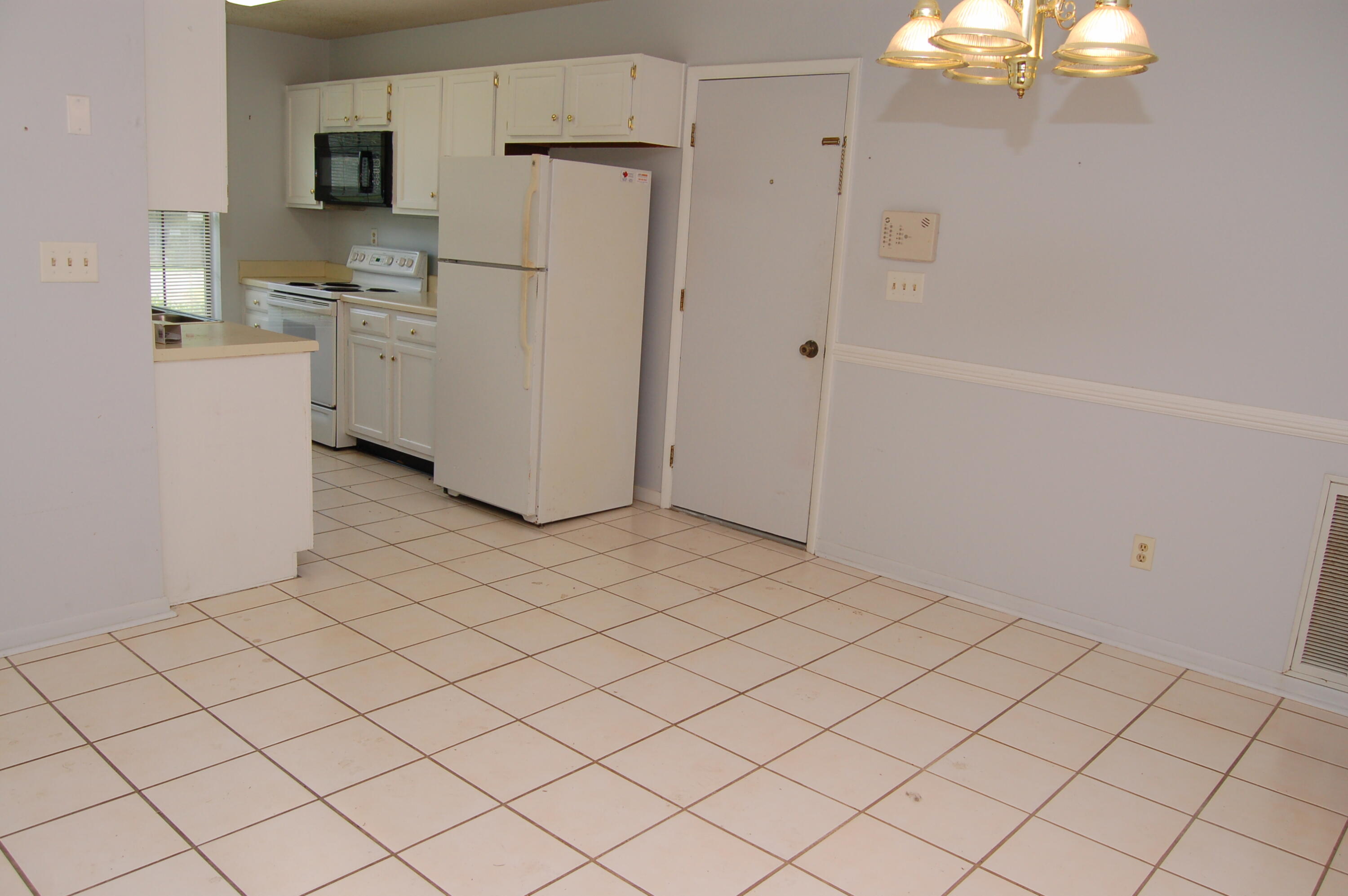 PINE MEADOWS - Residential