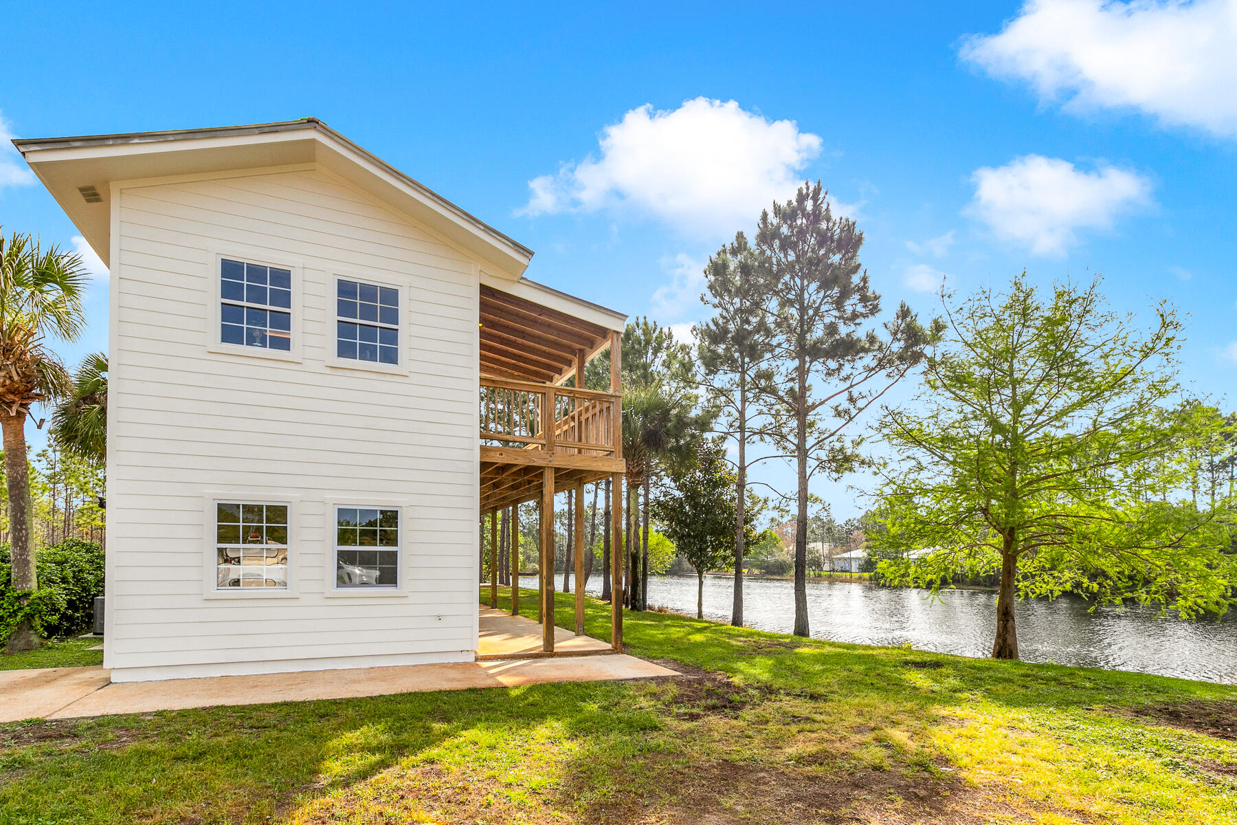 SHORTLINE LAKE ESTATES - Residential