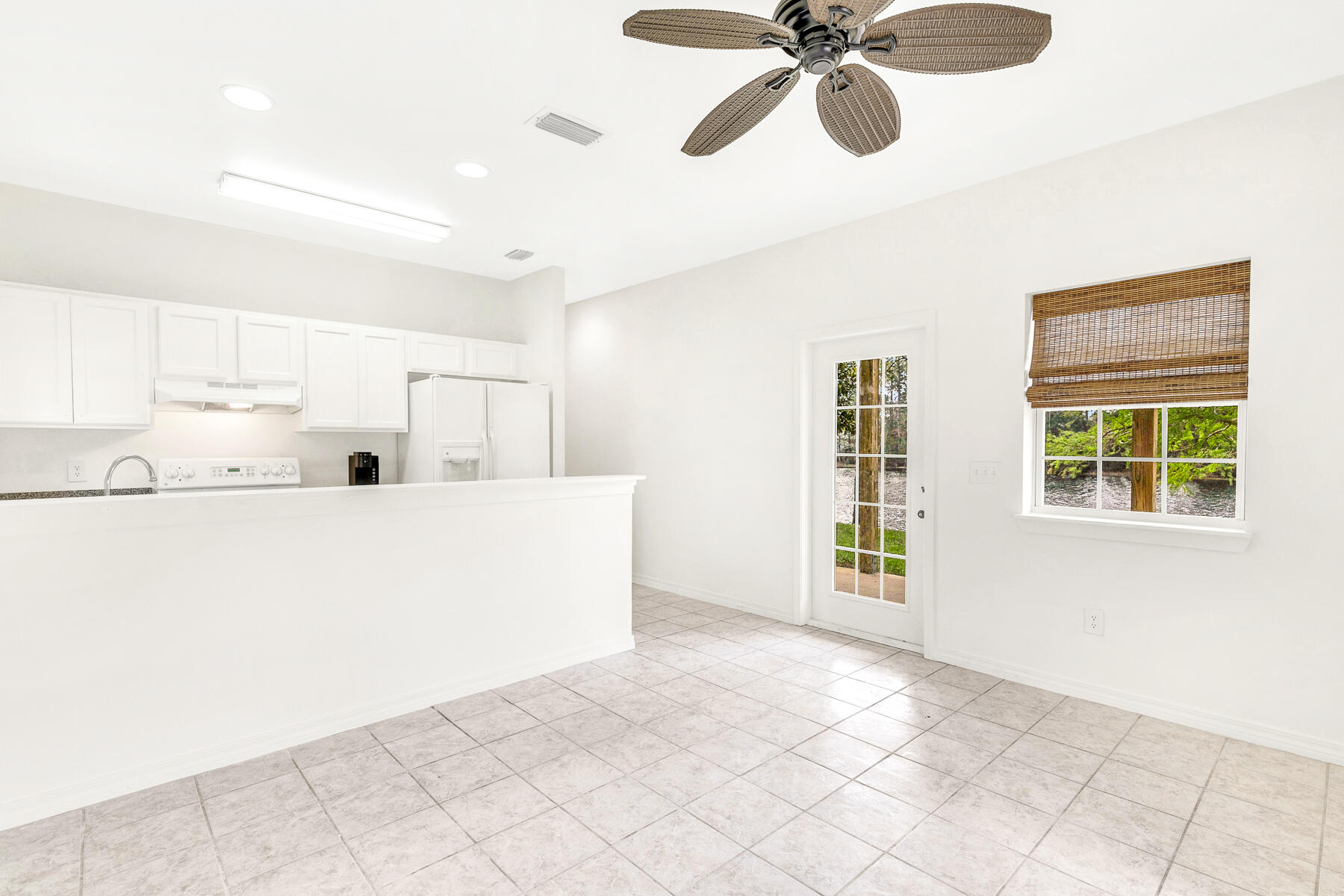 SHORTLINE LAKE ESTATES - Residential