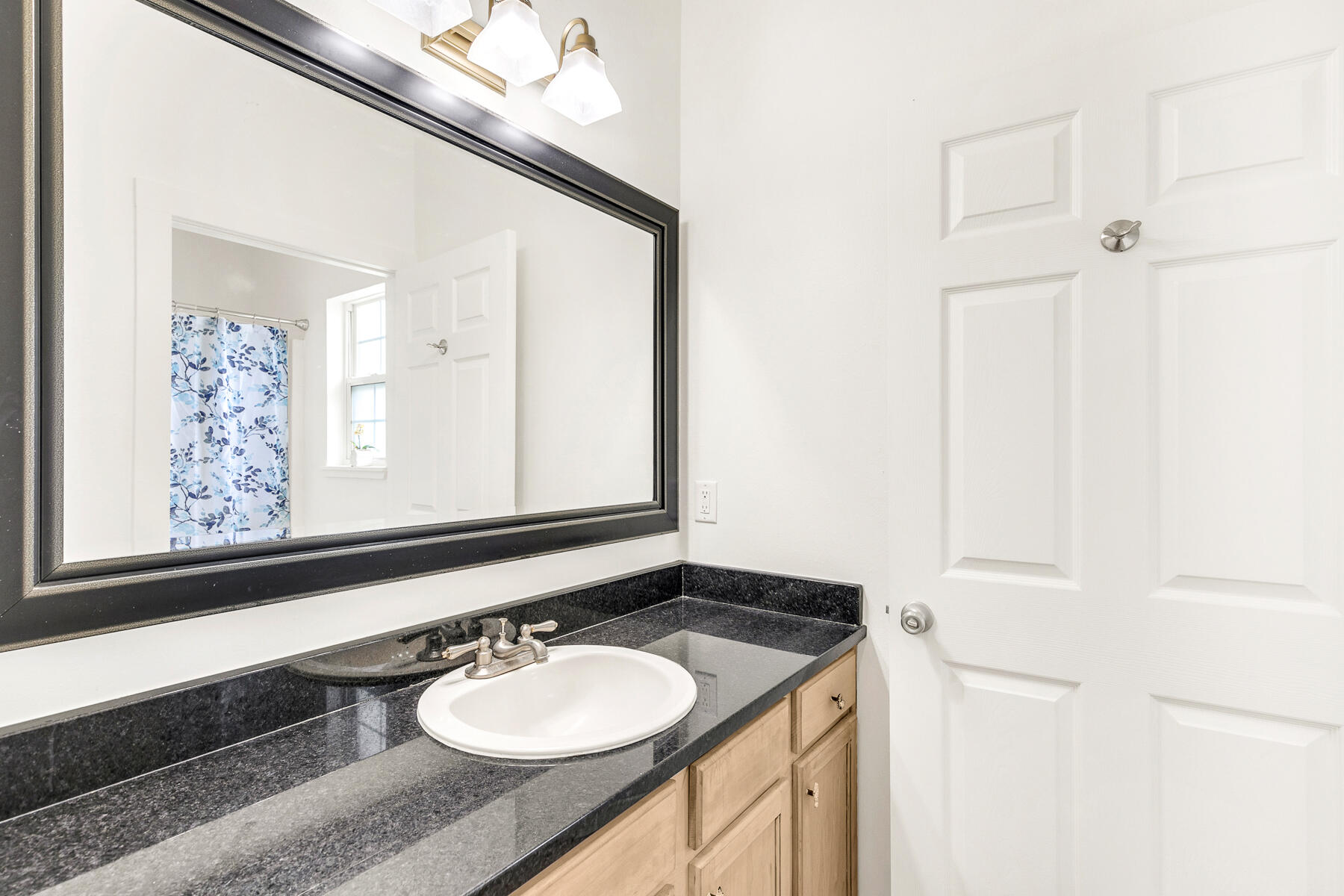 SHORTLINE LAKE ESTATES - Residential