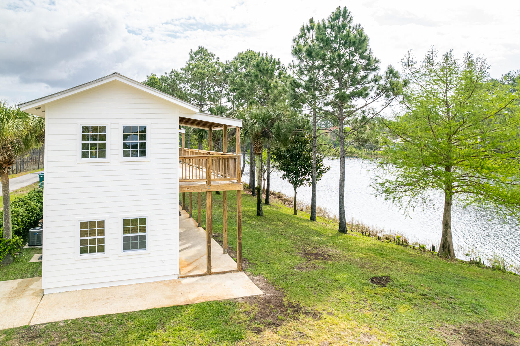 SHORTLINE LAKE ESTATES - Residential