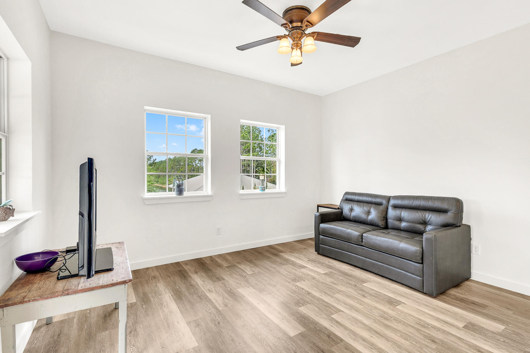 SHORTLINE LAKE ESTATES - Residential