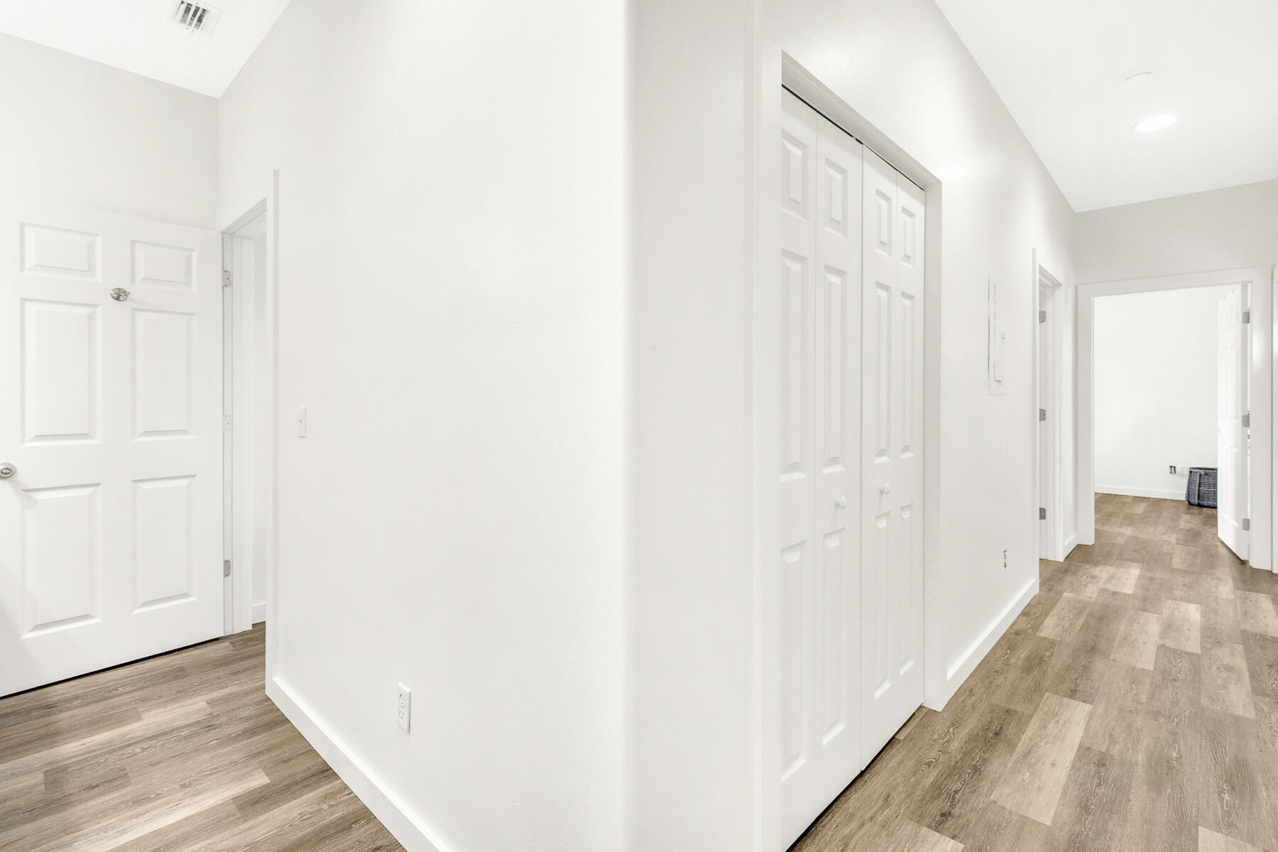 SHORTLINE LAKE ESTATES - Residential