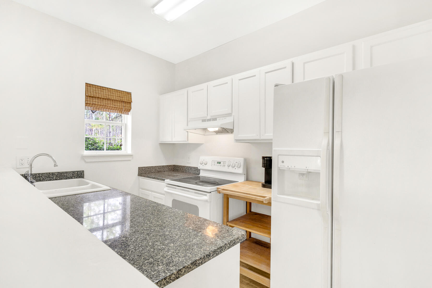 SHORTLINE LAKE ESTATES - Residential