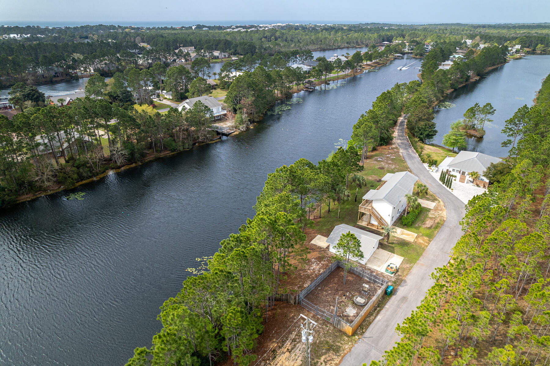 SHORTLINE LAKE ESTATES - Residential