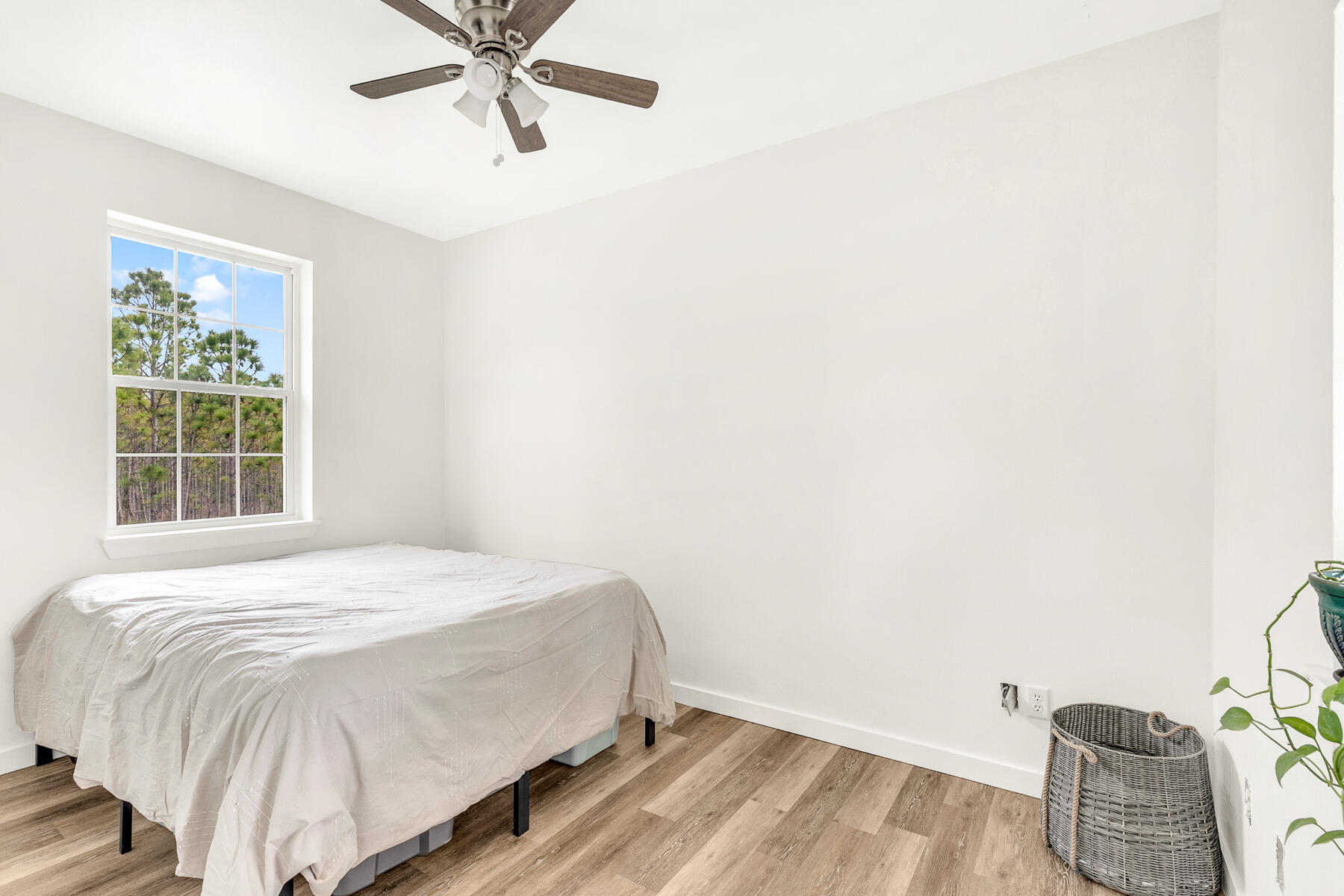 SHORTLINE LAKE ESTATES - Residential