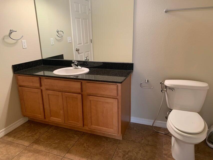 MERIDIAN SQUARE T/H - Residential Lease