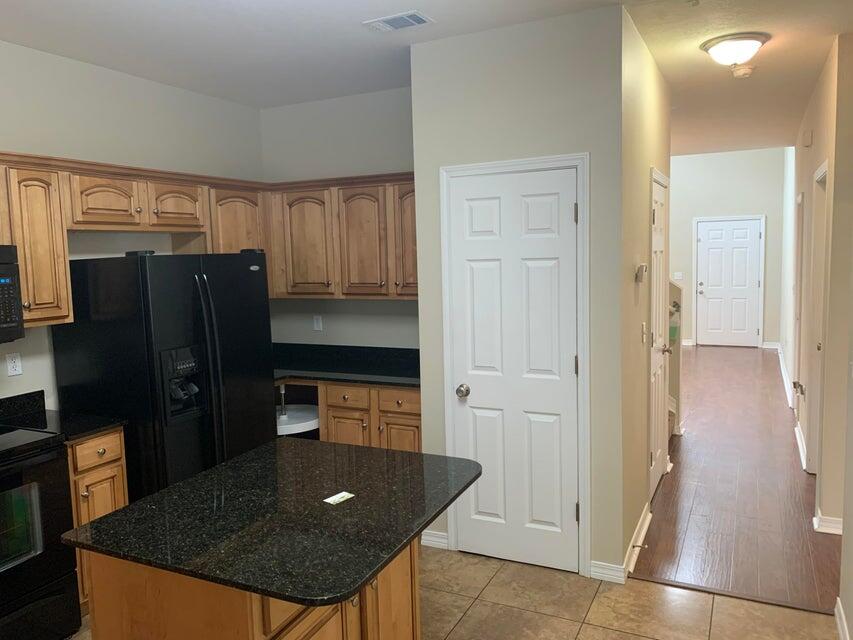 MERIDIAN SQUARE T/H - Residential Lease
