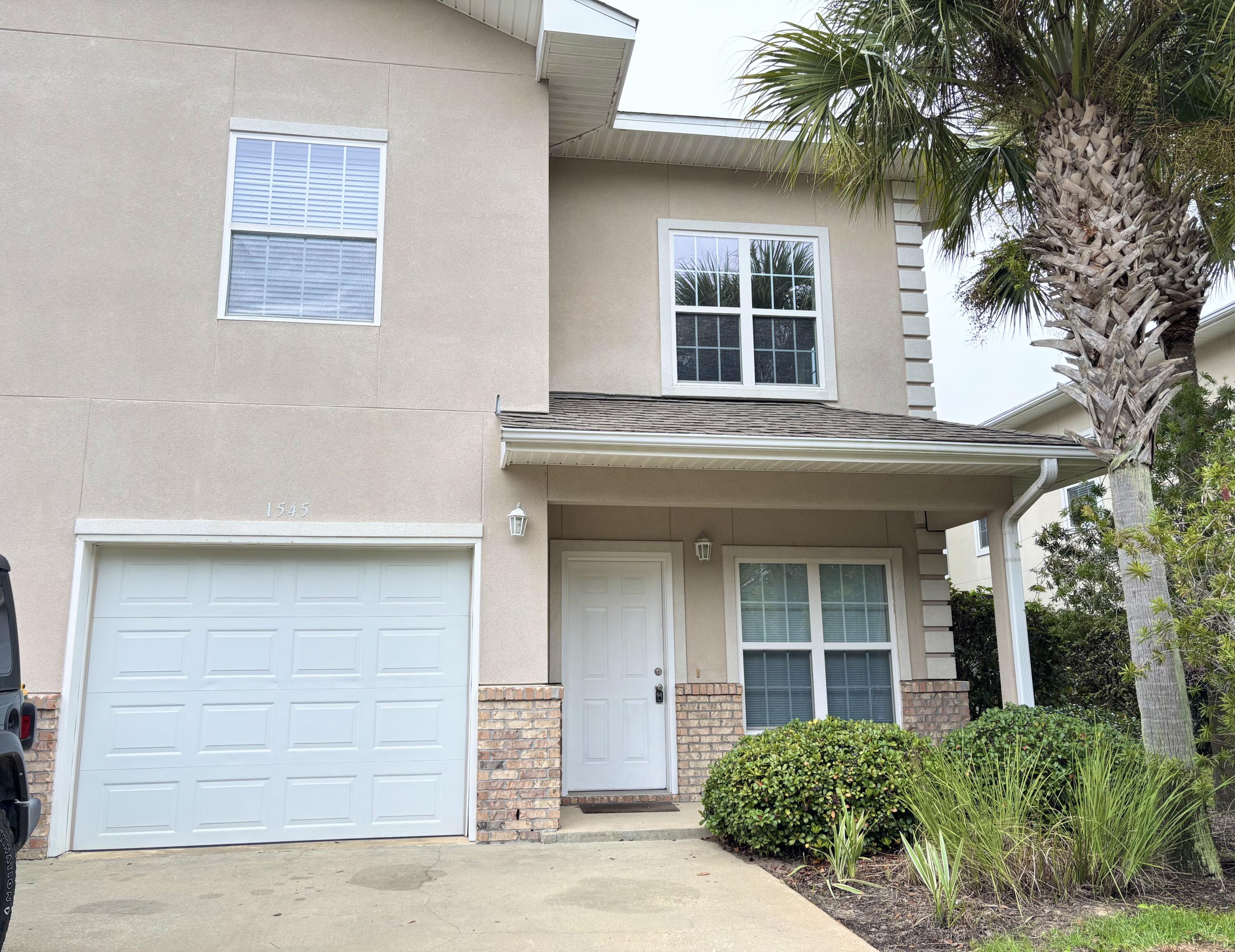 MERIDIAN SQUARE T/H - Residential Lease