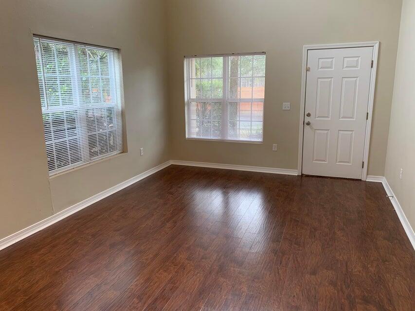 MERIDIAN SQUARE T/H - Residential Lease