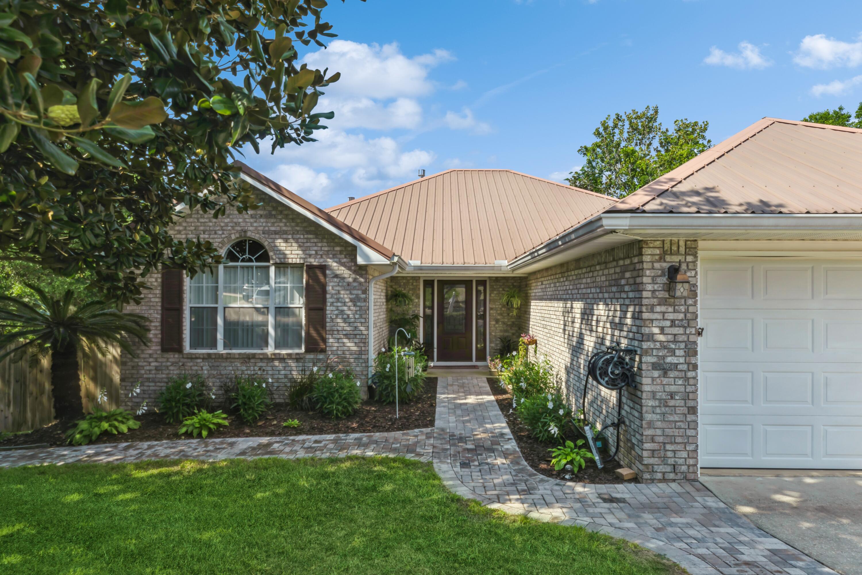 FOREST LAKE S/D - Residential