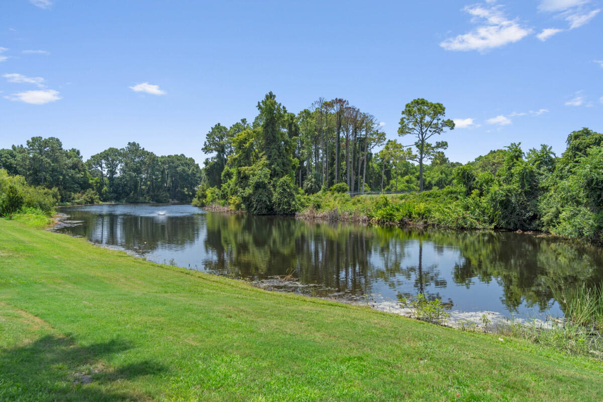 TWIN LAKES TOWNHOMES PH 2 - Residential