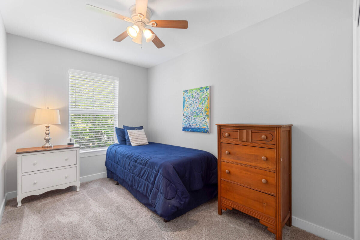 TWIN LAKES TOWNHOMES PH 2 - Residential