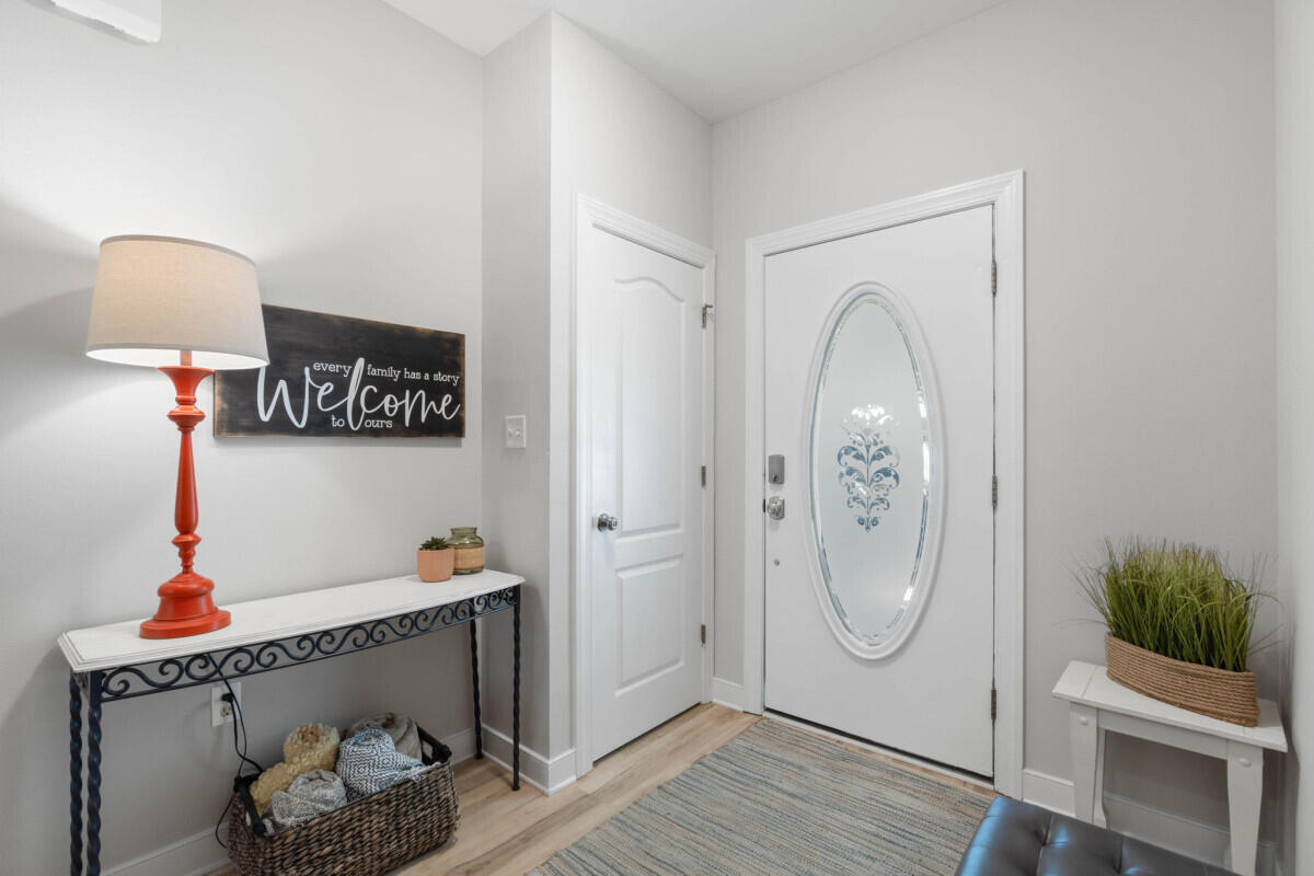 TWIN LAKES TOWNHOMES PH 2 - Residential