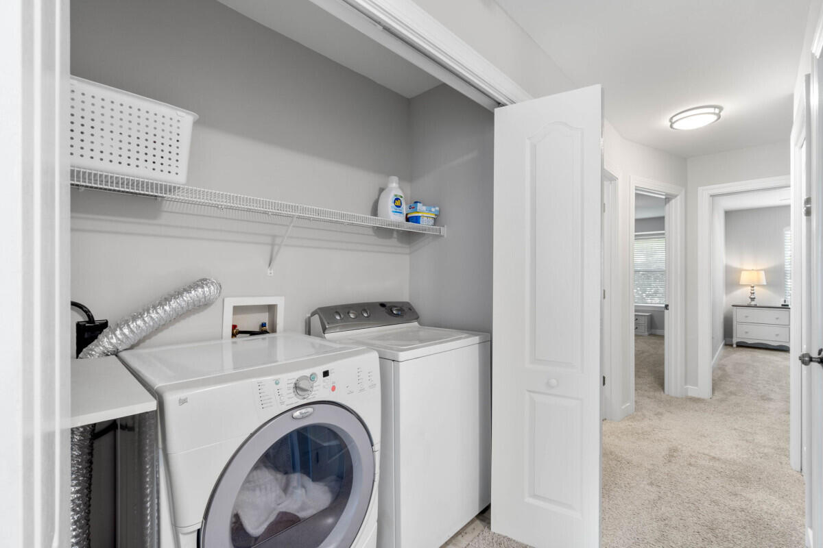 TWIN LAKES TOWNHOMES PH 2 - Residential