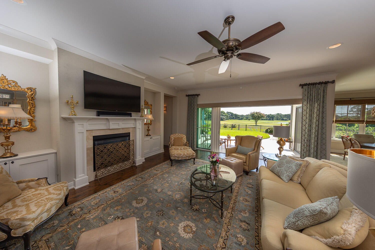 KELLY PLANTATION - Residential