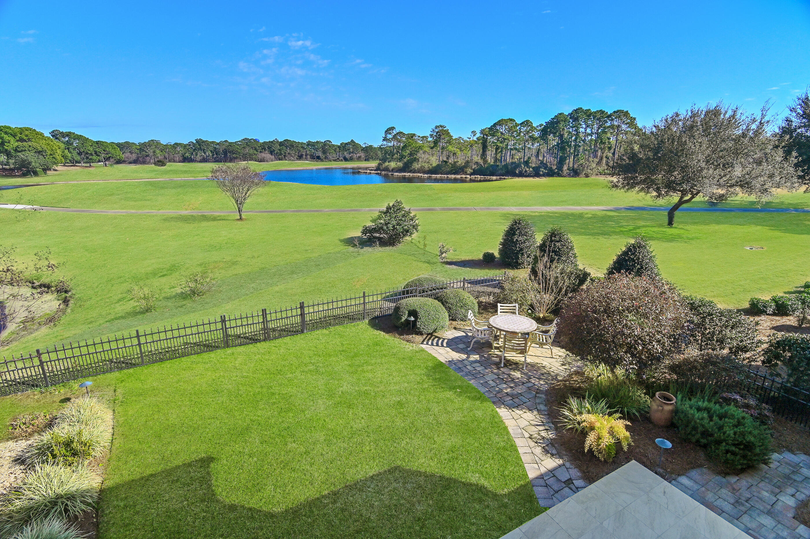 KELLY PLANTATION - Residential