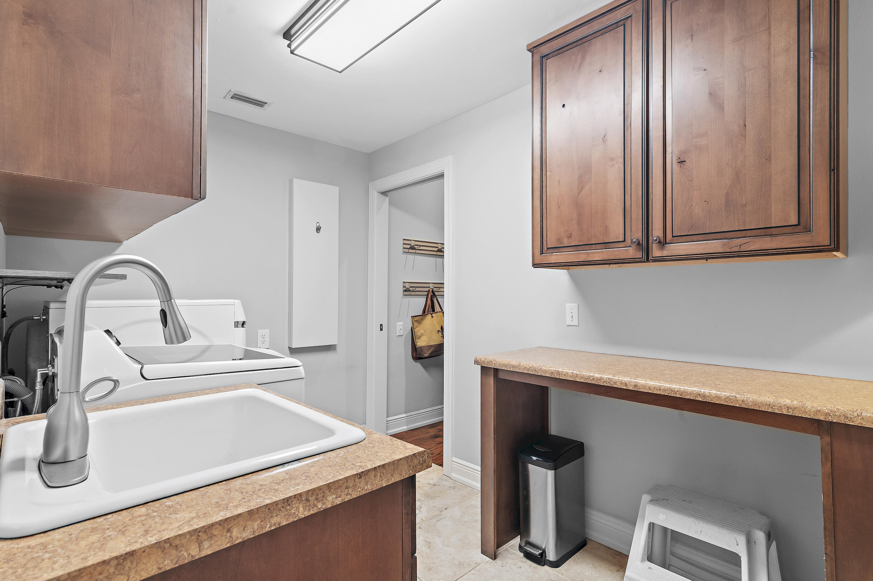 KELLY PLANTATION - Residential