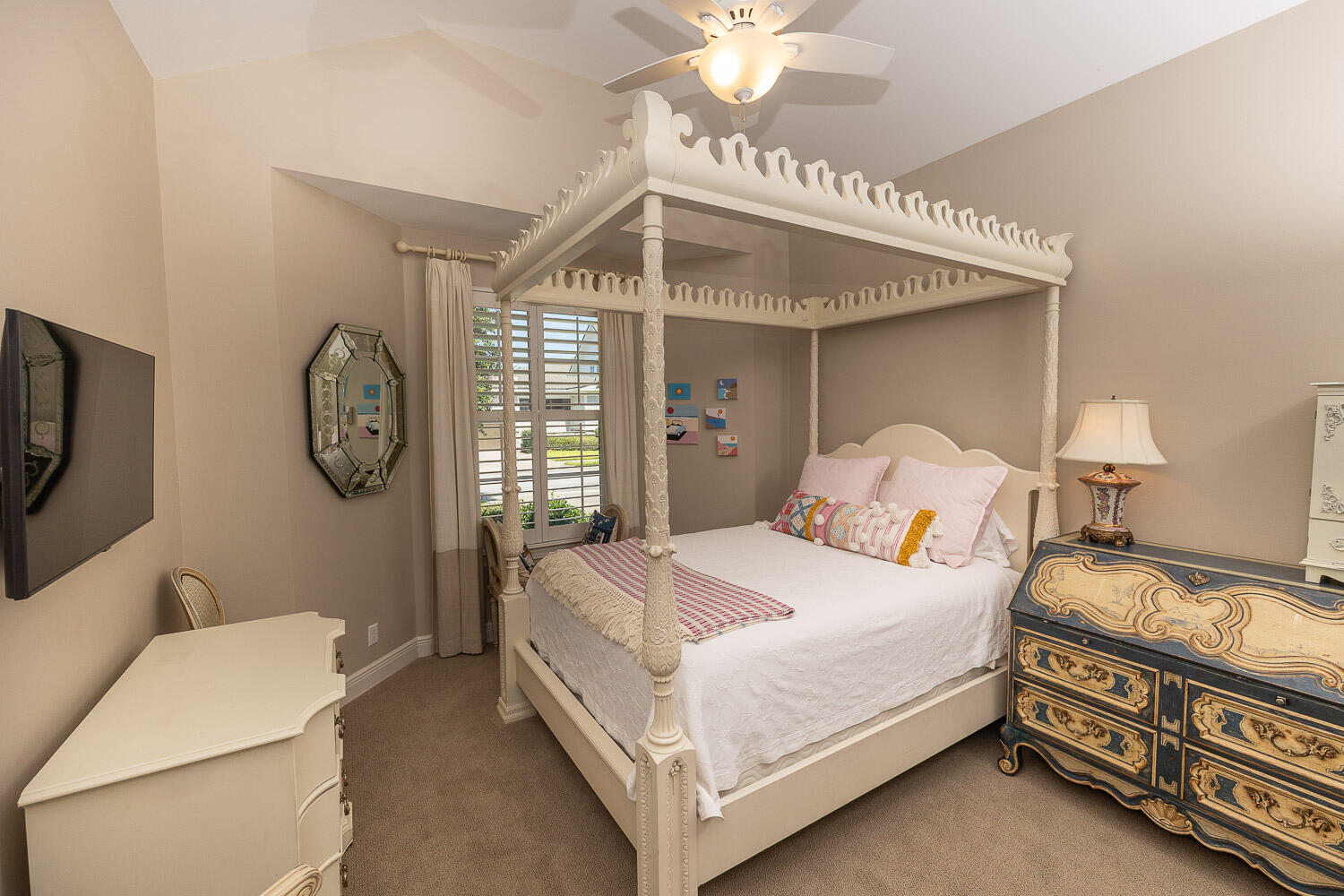 KELLY PLANTATION - Residential