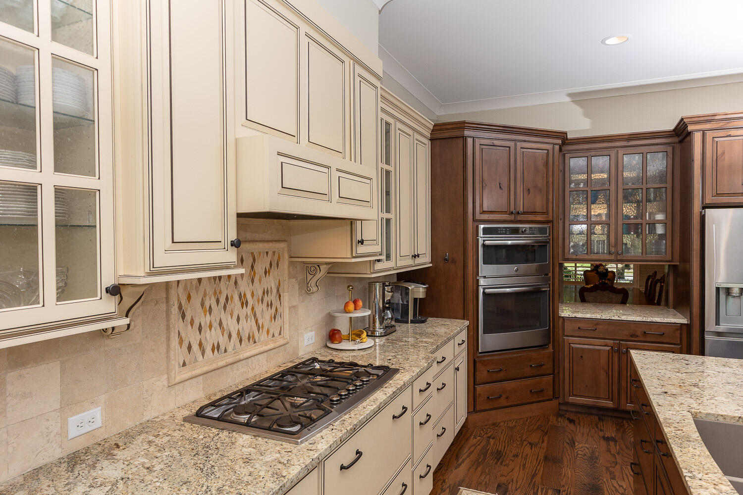 KELLY PLANTATION - Residential