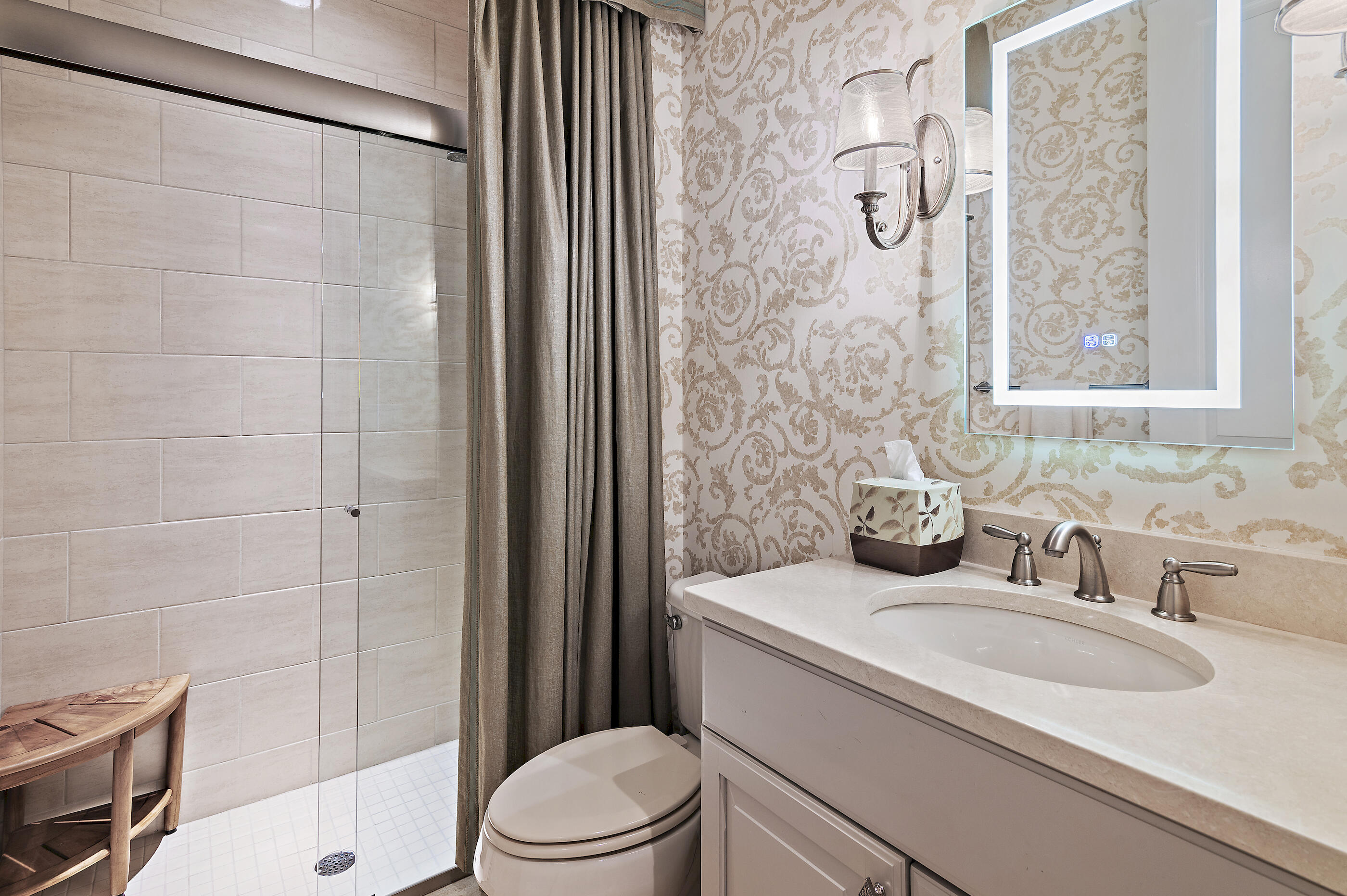 KELLY PLANTATION - Residential