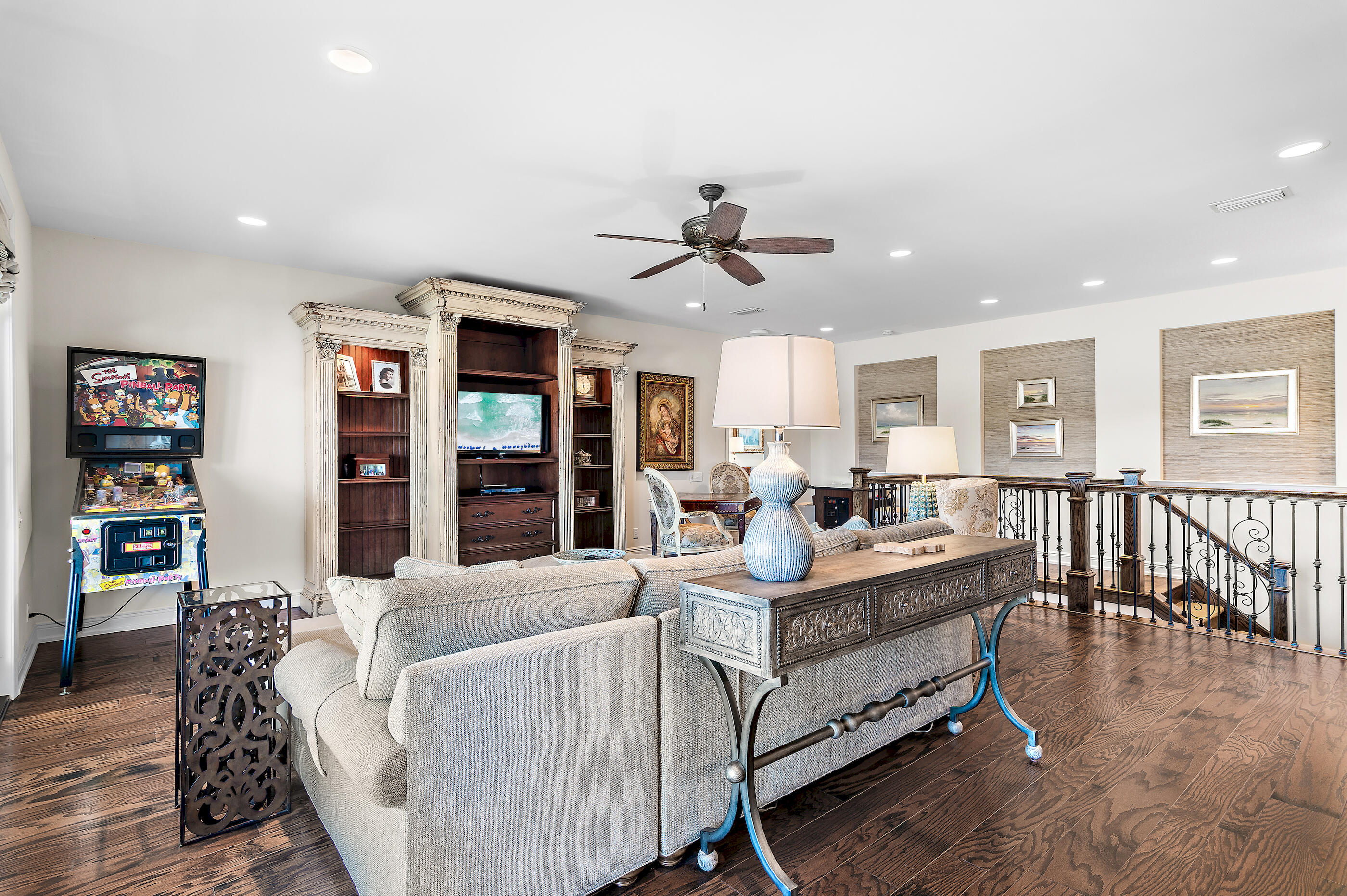 KELLY PLANTATION - Residential