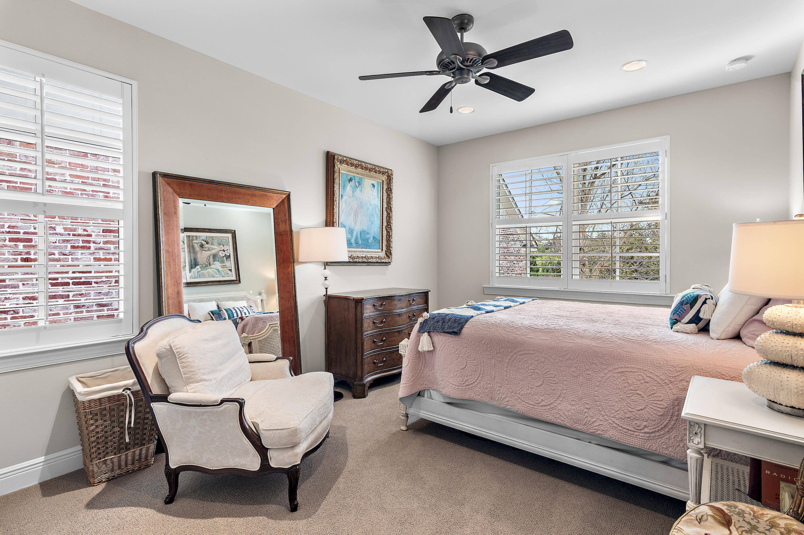 KELLY PLANTATION - Residential