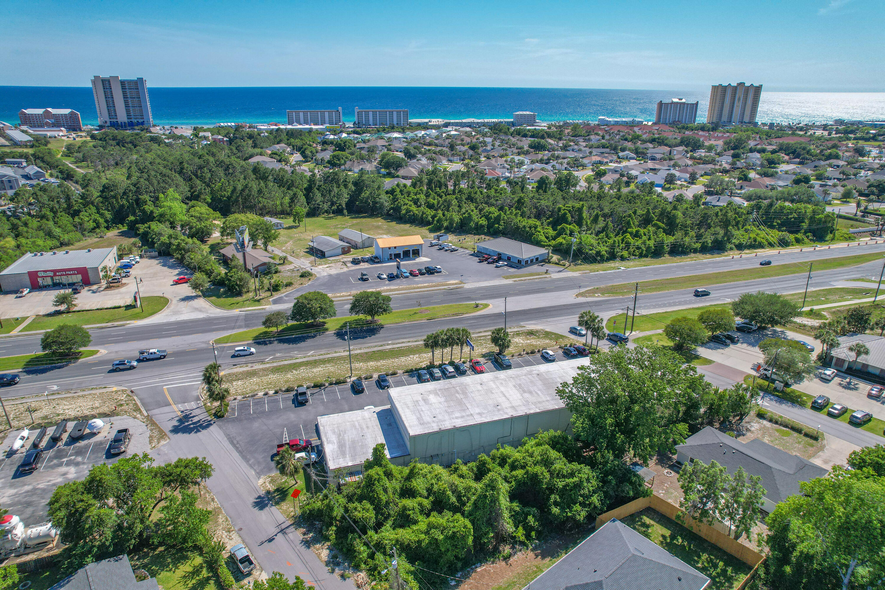 NO RECORDED SUBDIVISION - Land