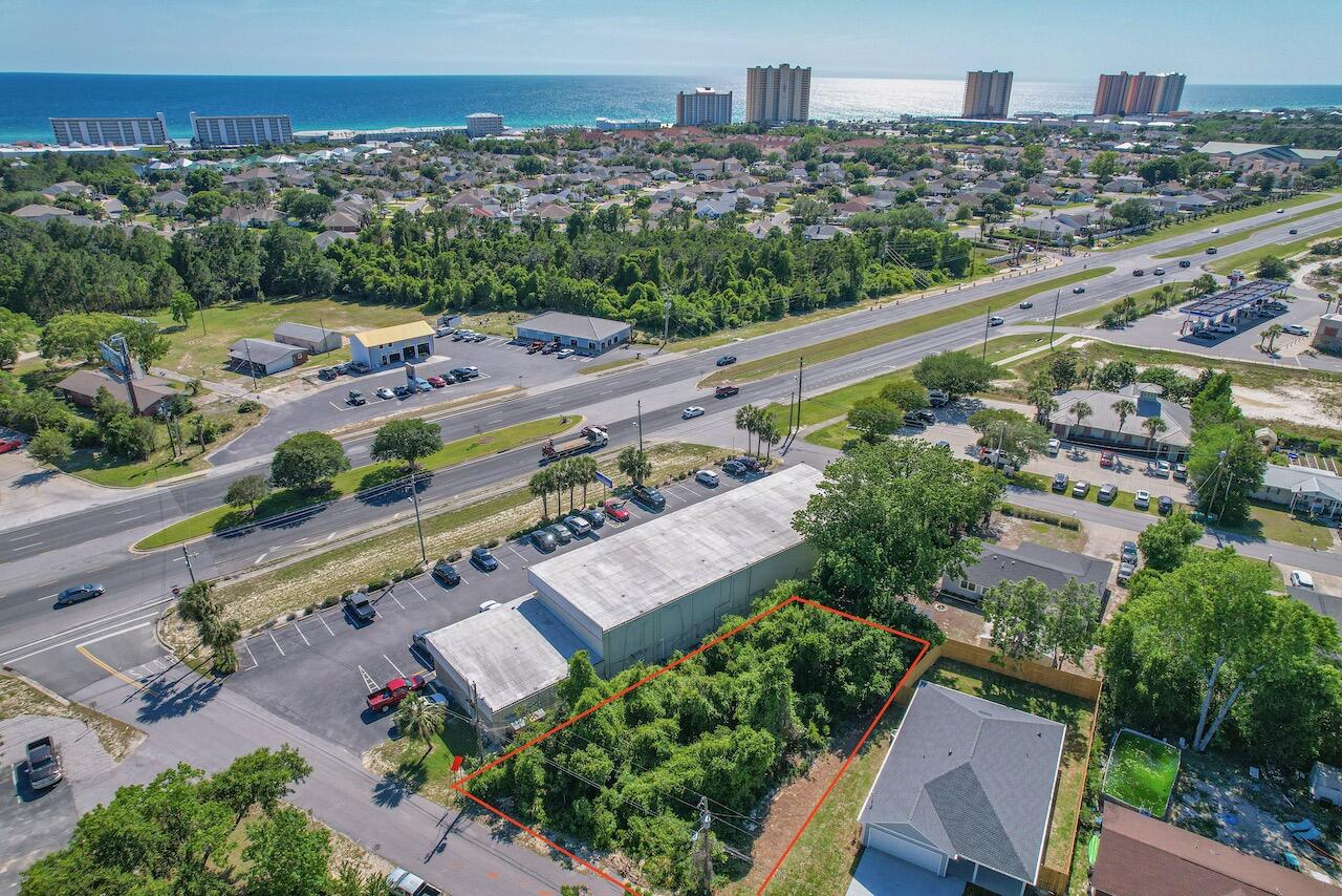 NO RECORDED SUBDIVISION - Land