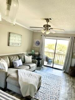 LAKEVIEW CONDO - Residential