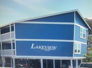 LAKEVIEW CONDO - Residential