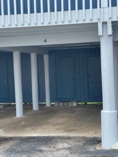 LAKEVIEW CONDO - Residential