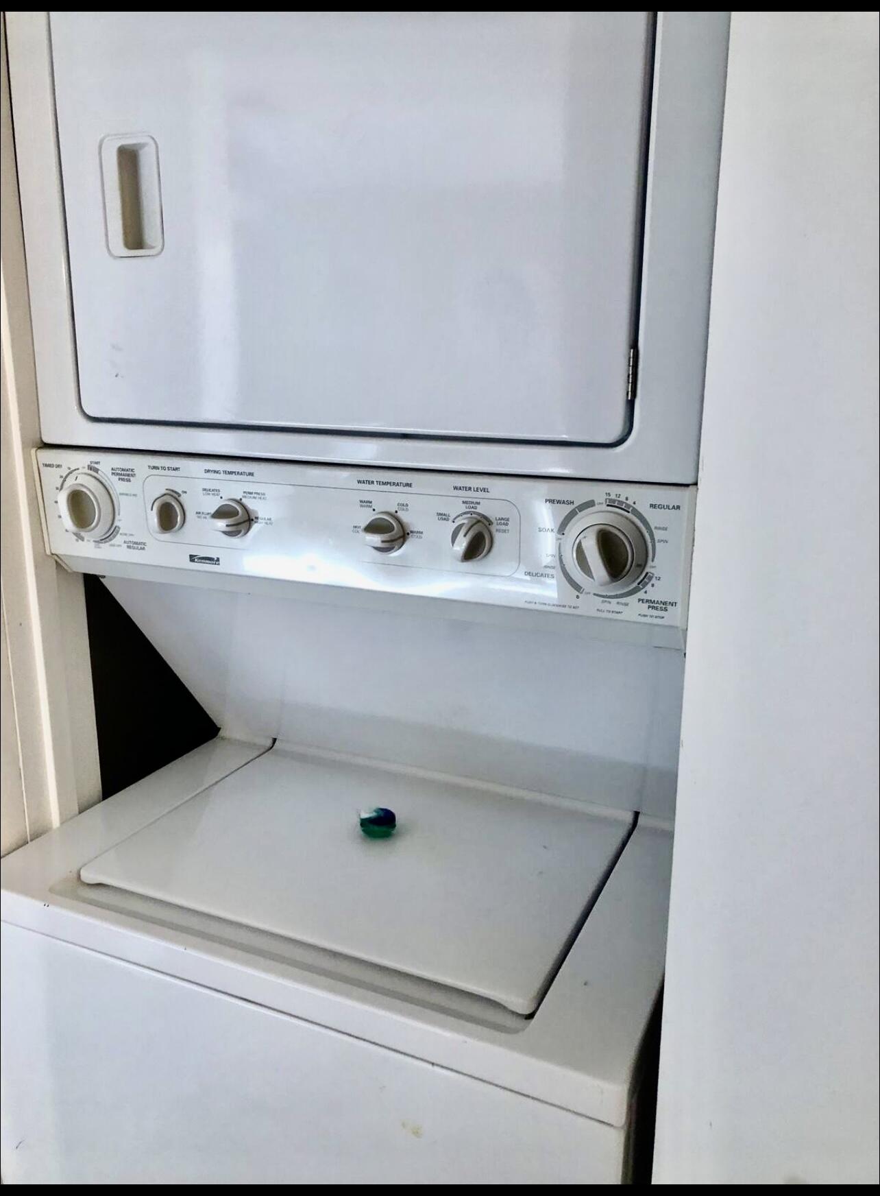 LAKEVIEW CONDO - Residential