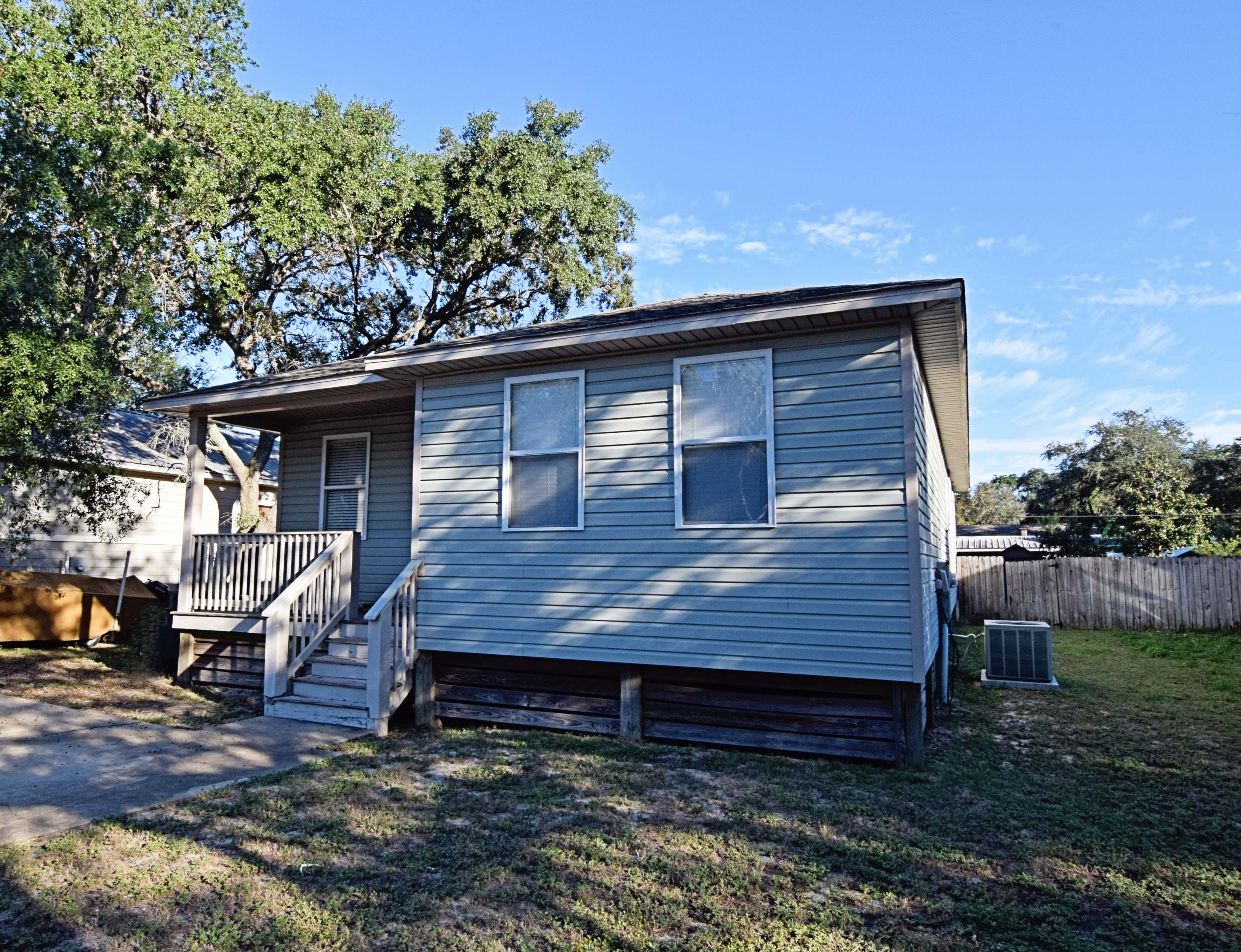 VILLA TASSO TOWN OF - Residential