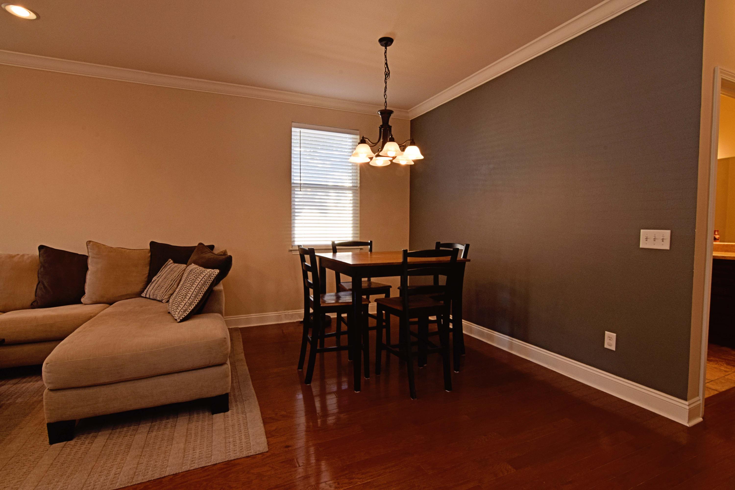 VILLA TASSO TOWN OF - Residential