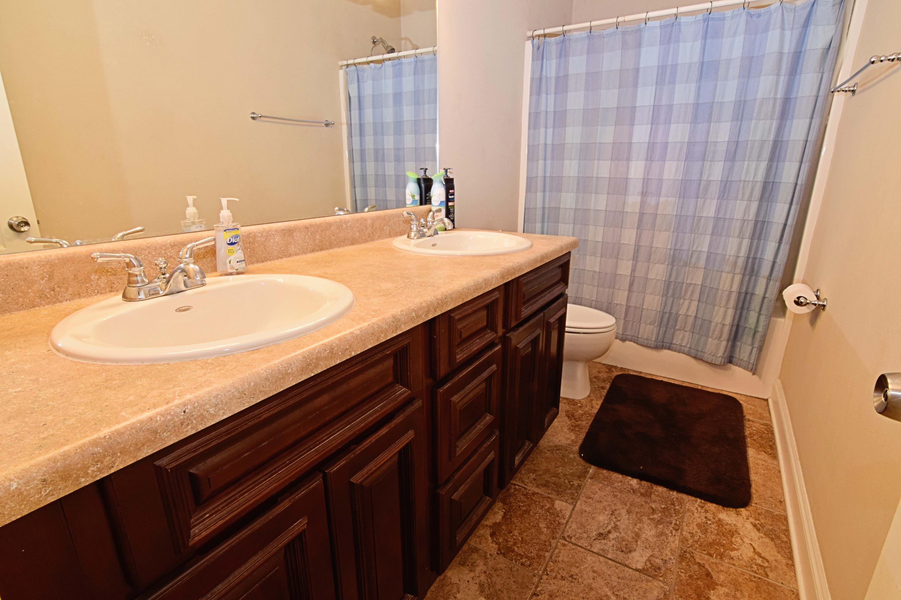 VILLA TASSO TOWN OF - Residential