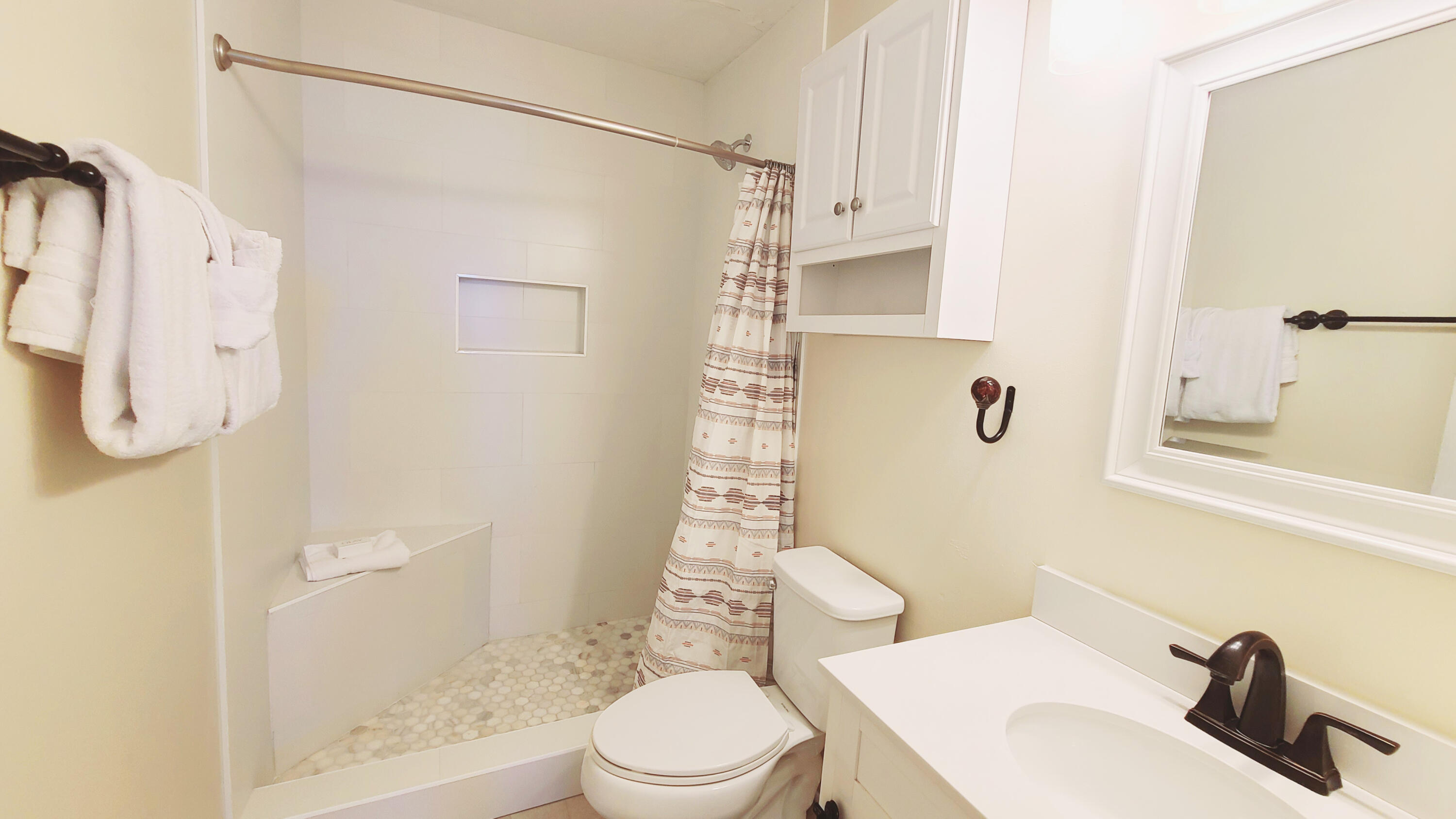 MARAVILLA CONDO 1 - Residential