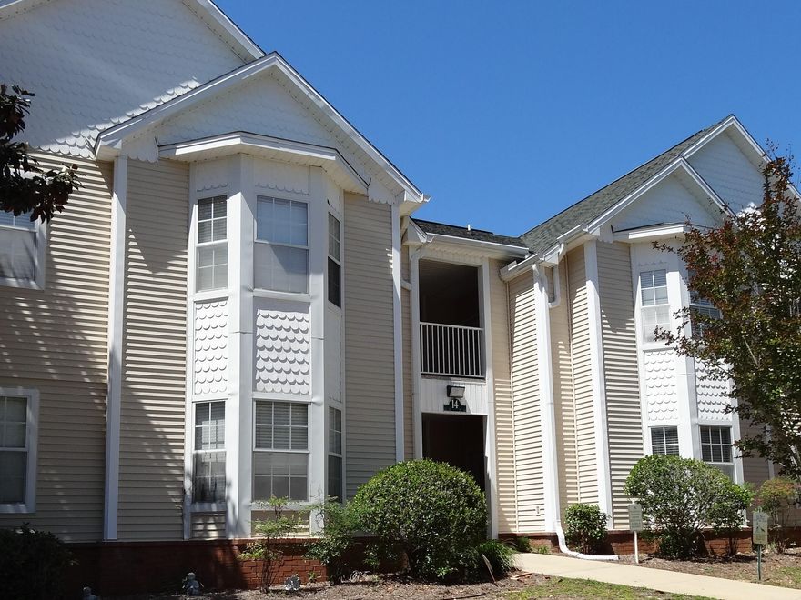 Tasteful coastal hues and wood floors greet and comfortable, easy living follows. This one owner unit has been impeccably maintained and is move-in ready. Notable is the new interior paint, complete HVAC in 2017, washer/dryer new in 2016, window screens new this year. Building 14 is in a private location skirting the outer community boundary and the ground floor, end unit has natural outdoor space to enjoy from the patio. A community pool, pool house, cabanas and grills are on site. The Oaks condominium development is centrally and conveniently located to all Niceville has to offer and the beaches of the Gulf of Mexico are just minutes away.