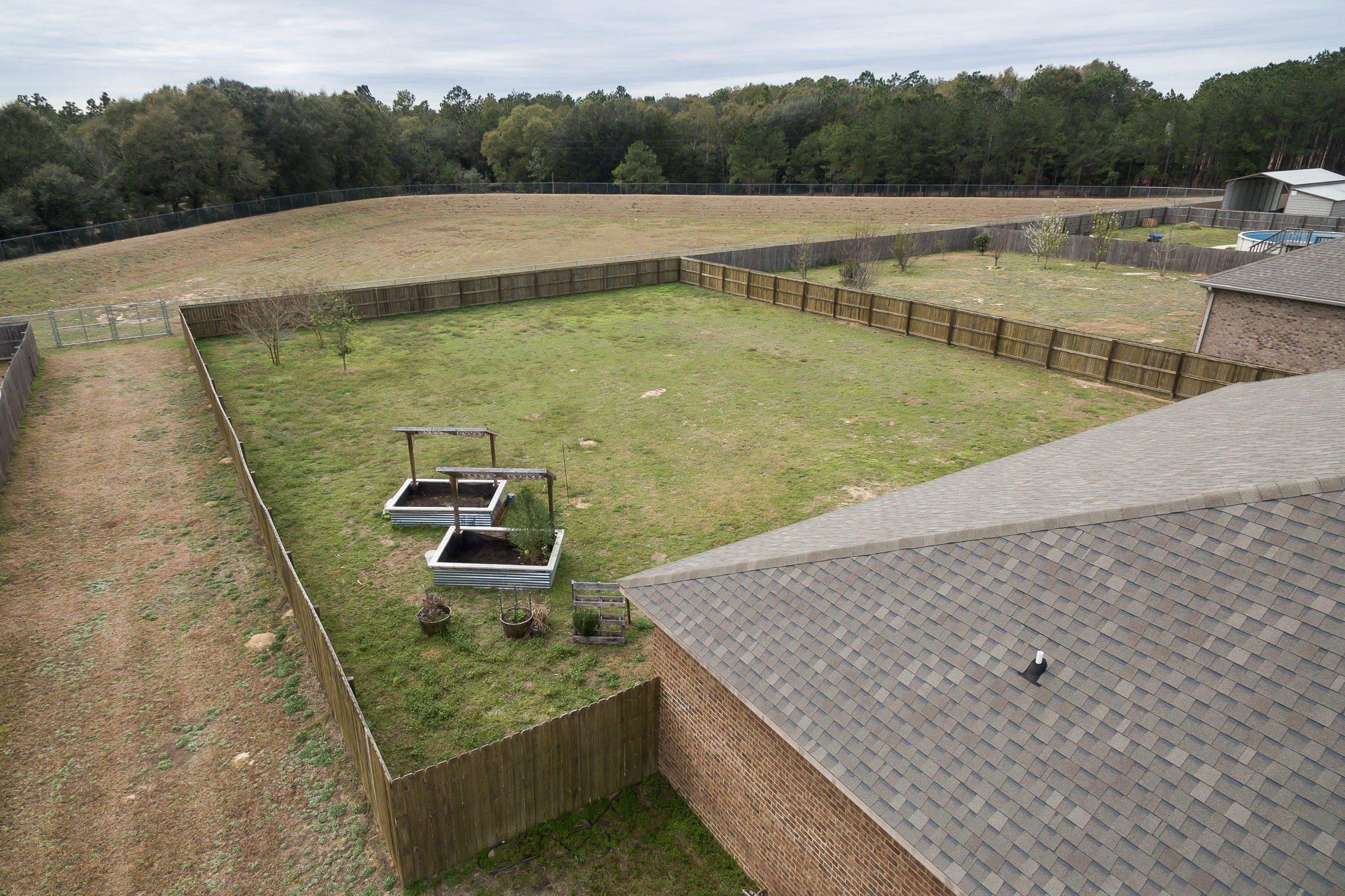 BROWNSTONE MANOR - Residential