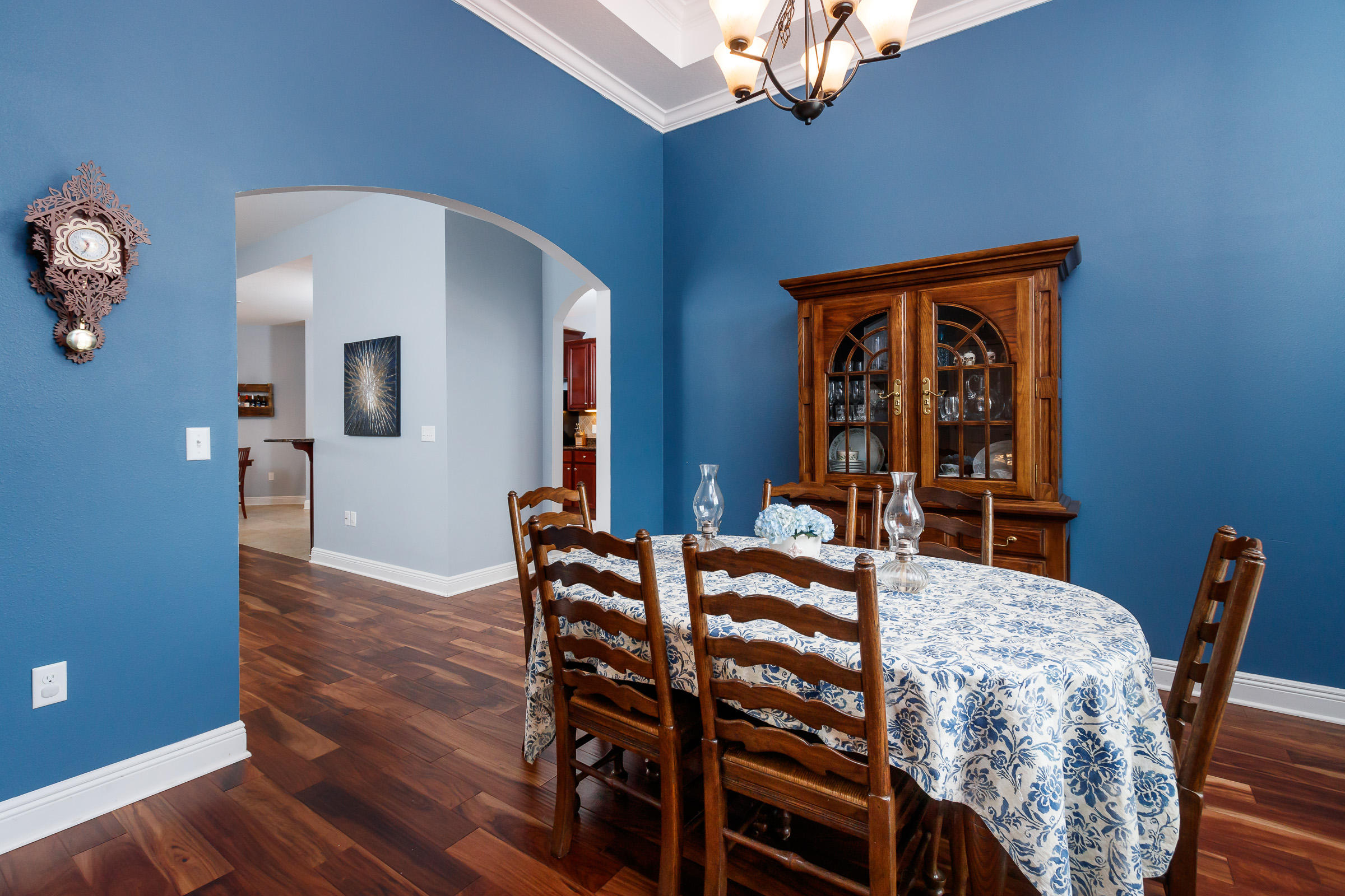 BROWNSTONE MANOR - Residential