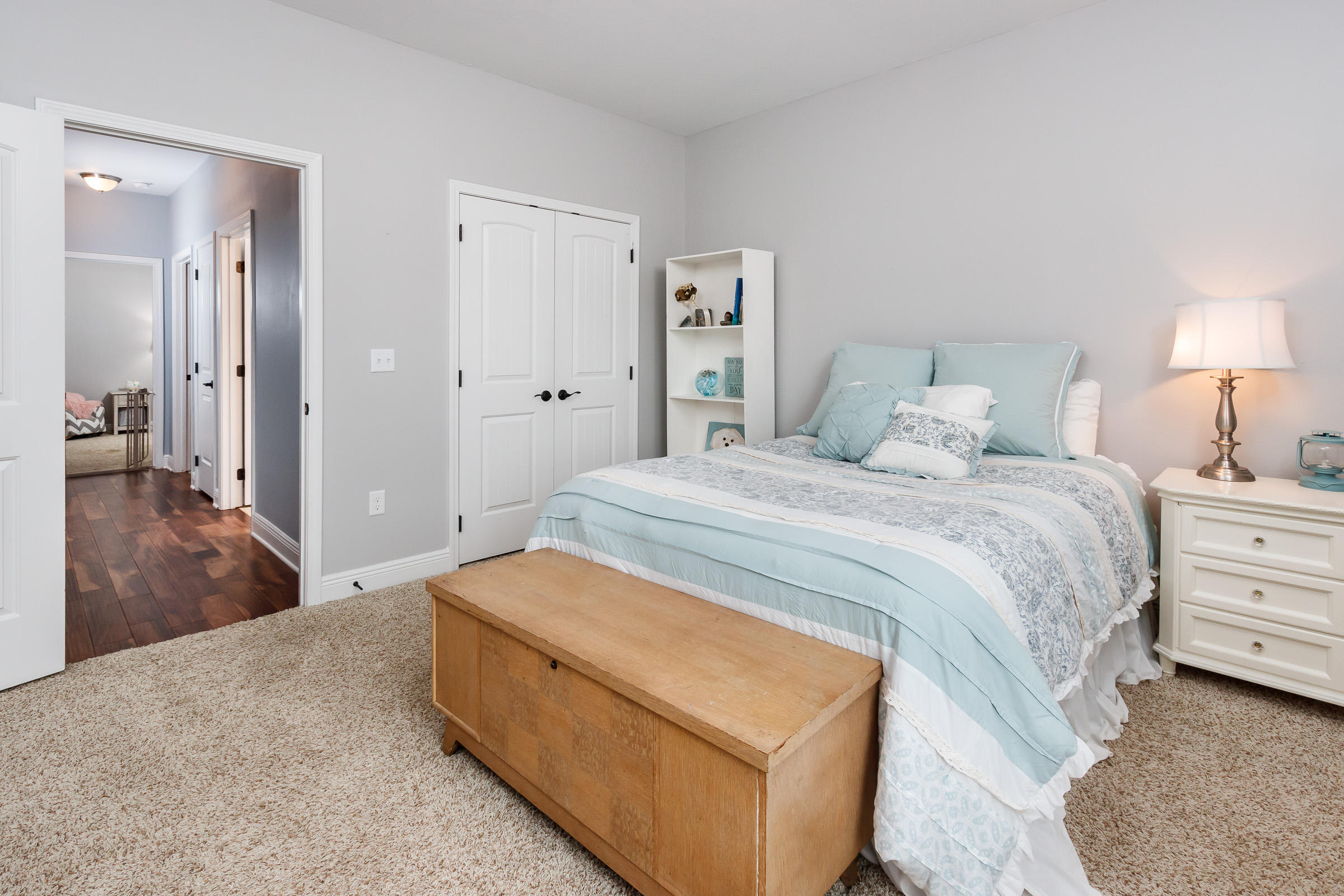 BROWNSTONE MANOR - Residential