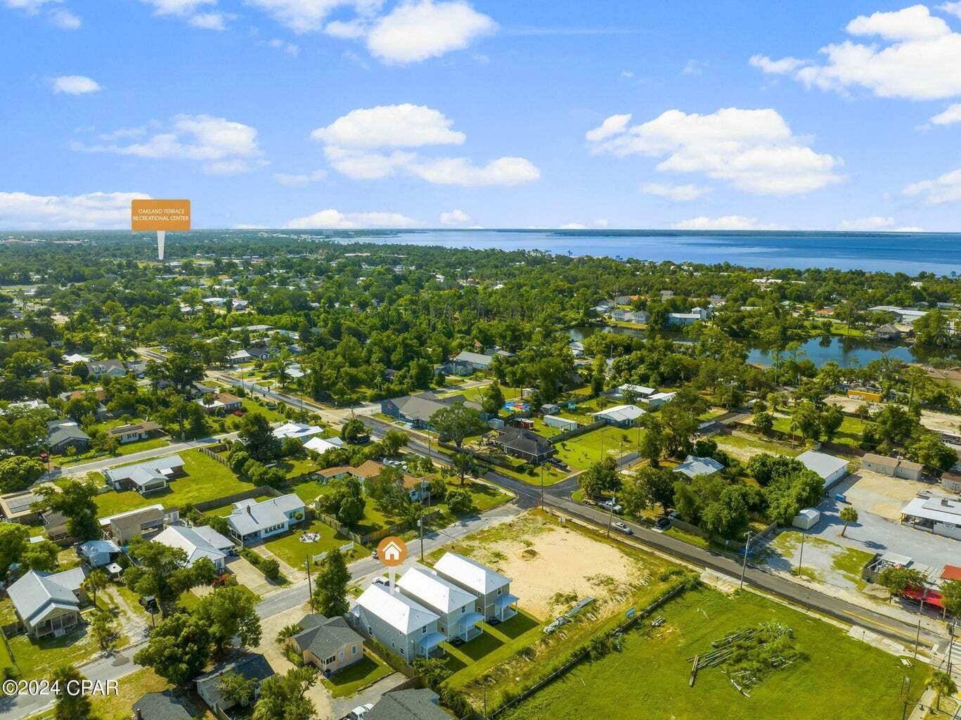 NO RECORDED SUBDIVISION - Residential