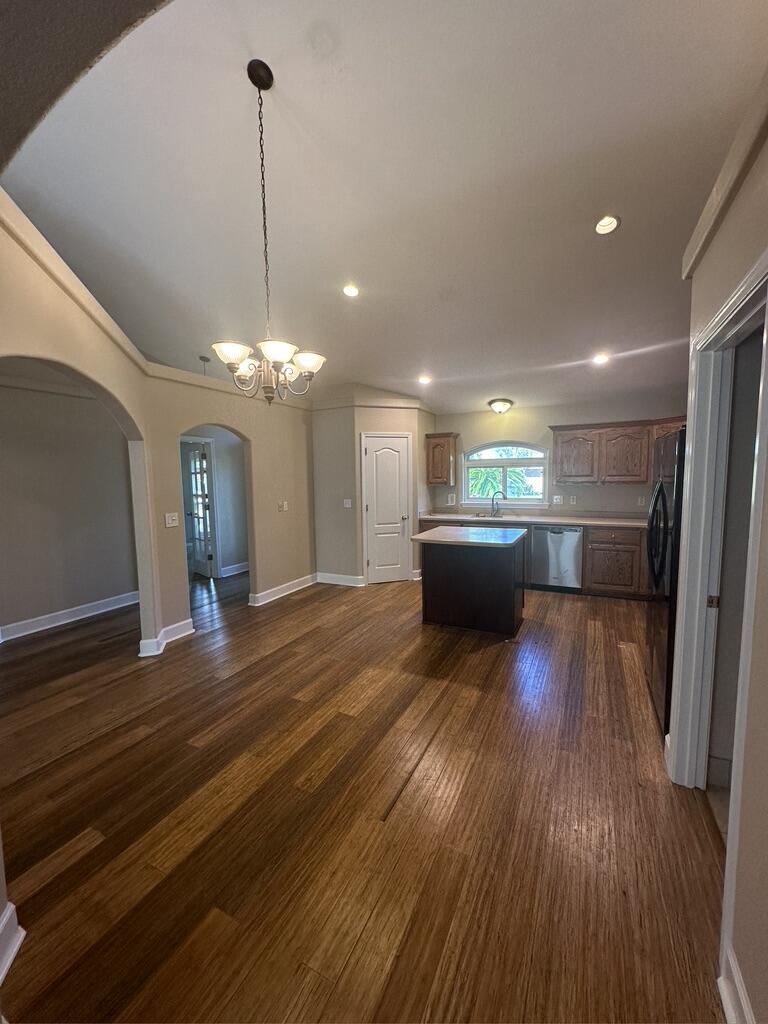 SOUND HAMMOCK - Residential Lease