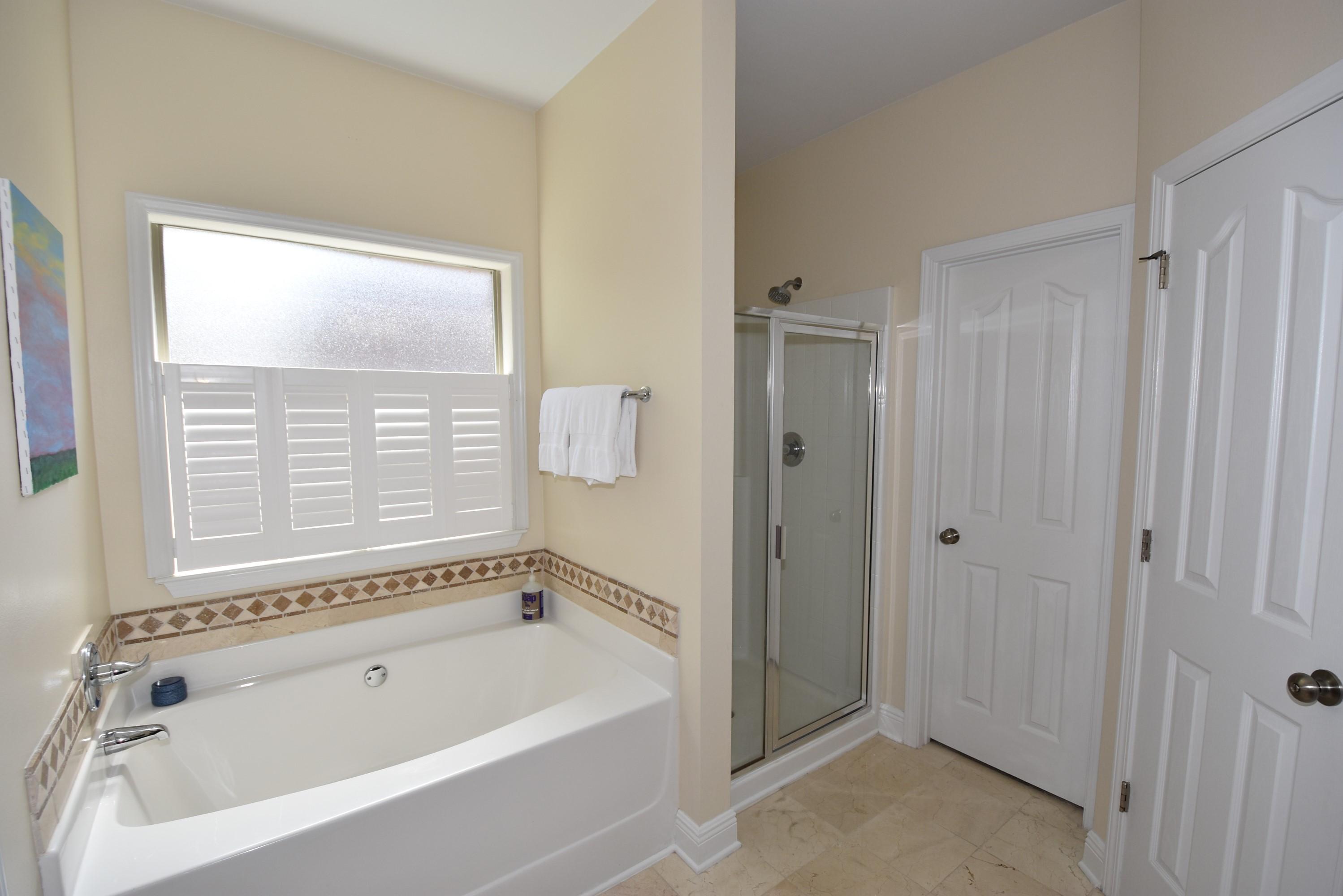 FOX VALLEY - Residential