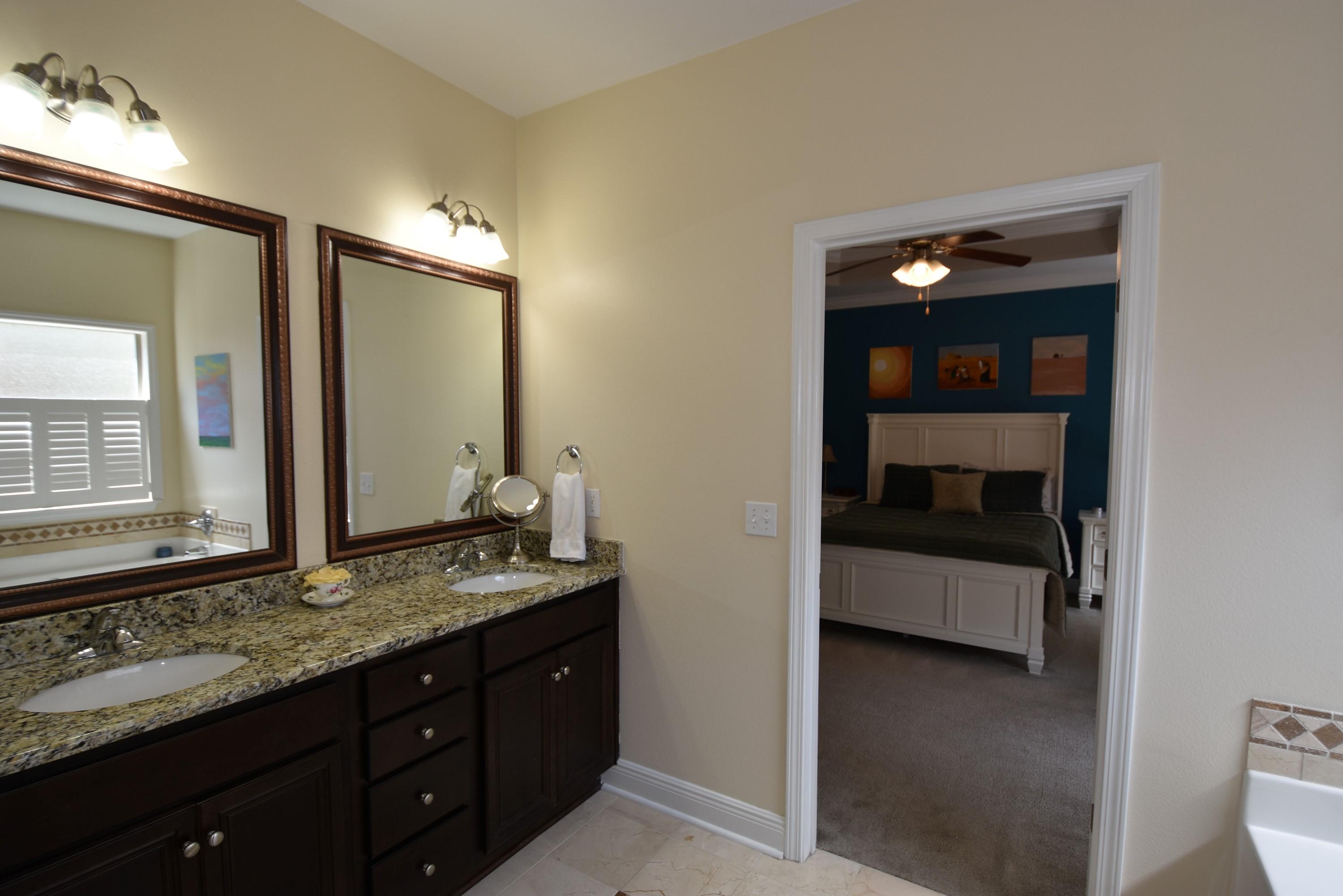 FOX VALLEY - Residential