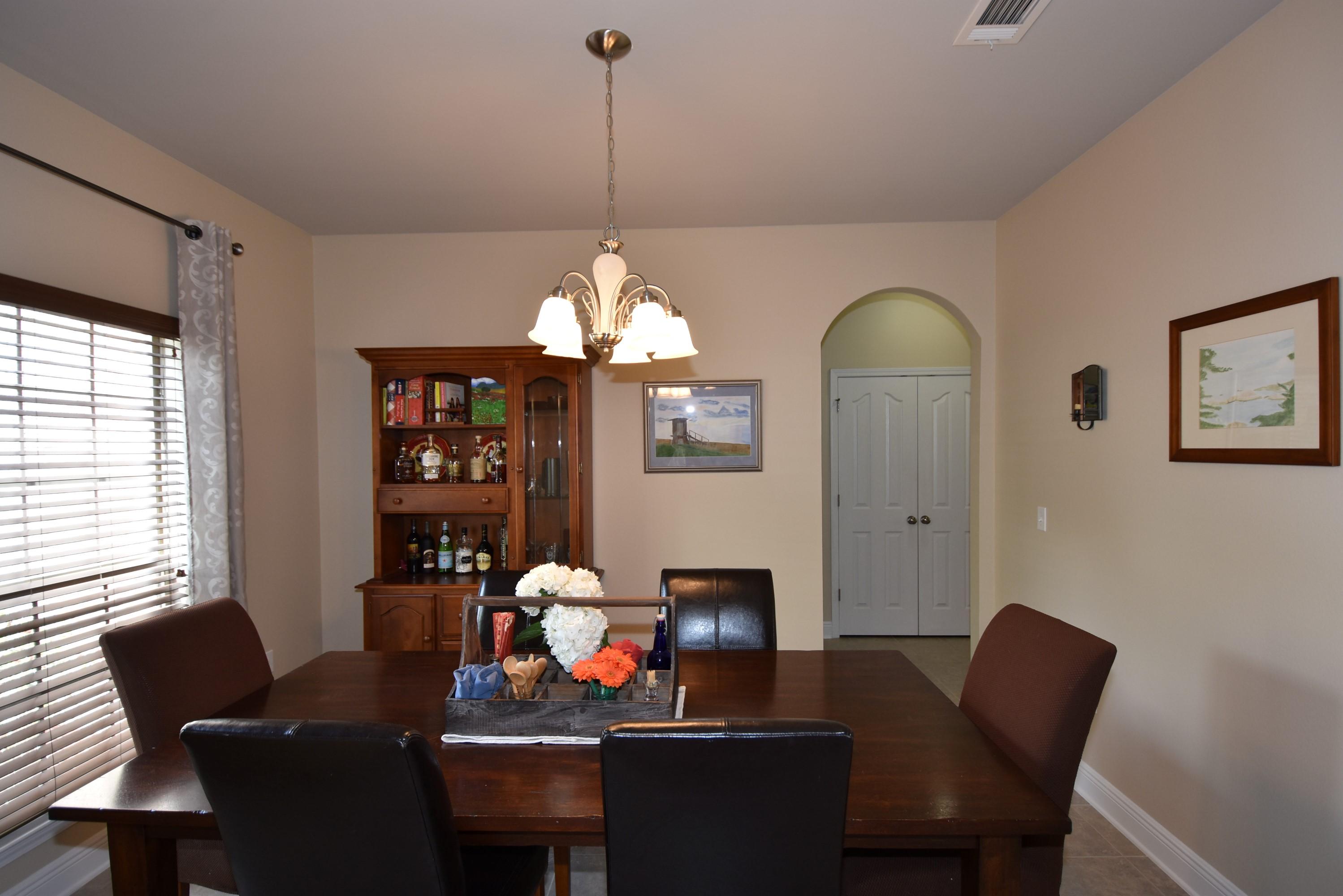 FOX VALLEY - Residential